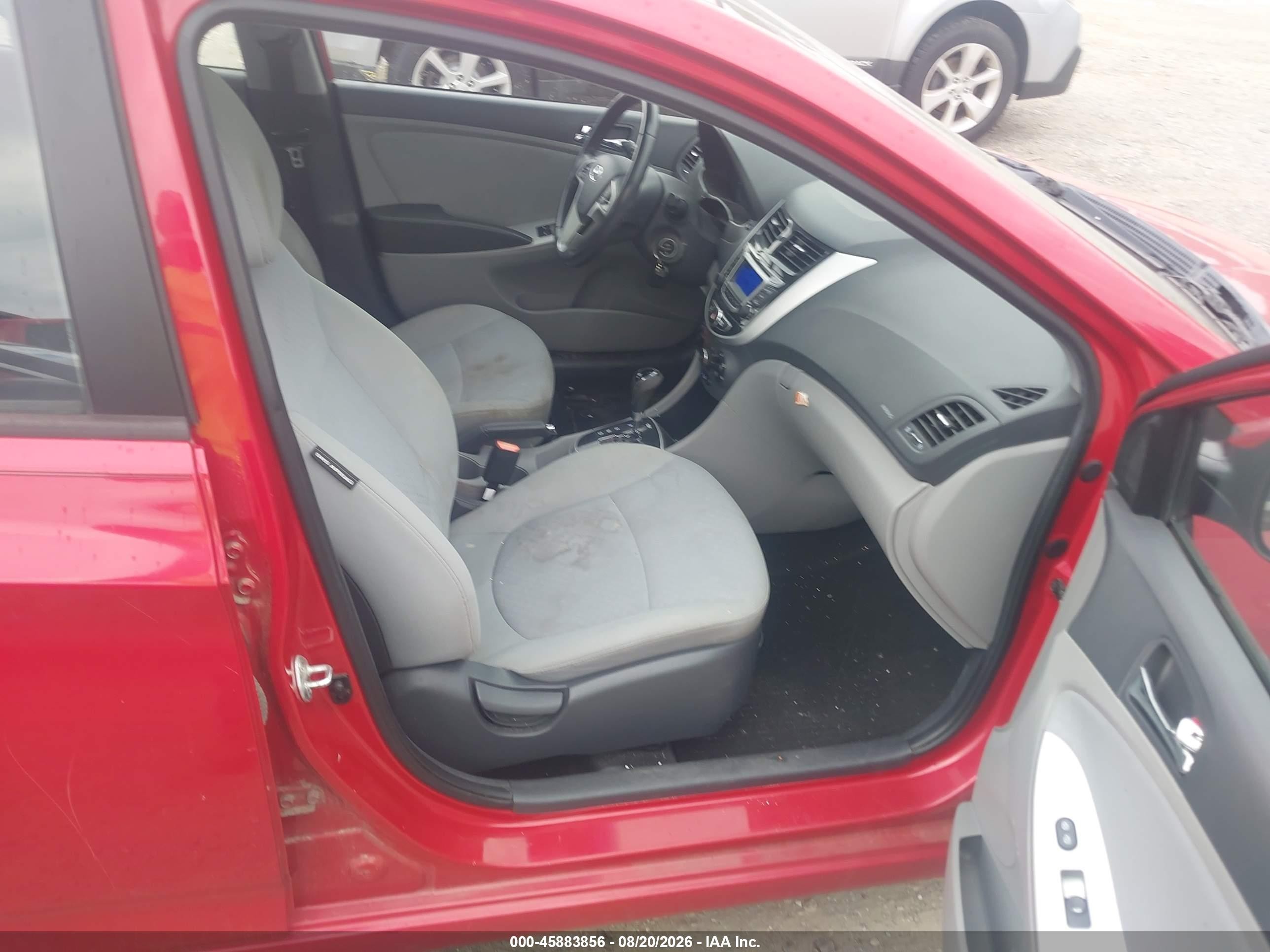 2014 Hyundai Accent Se Red vin: KMHCU5AE5EU153042