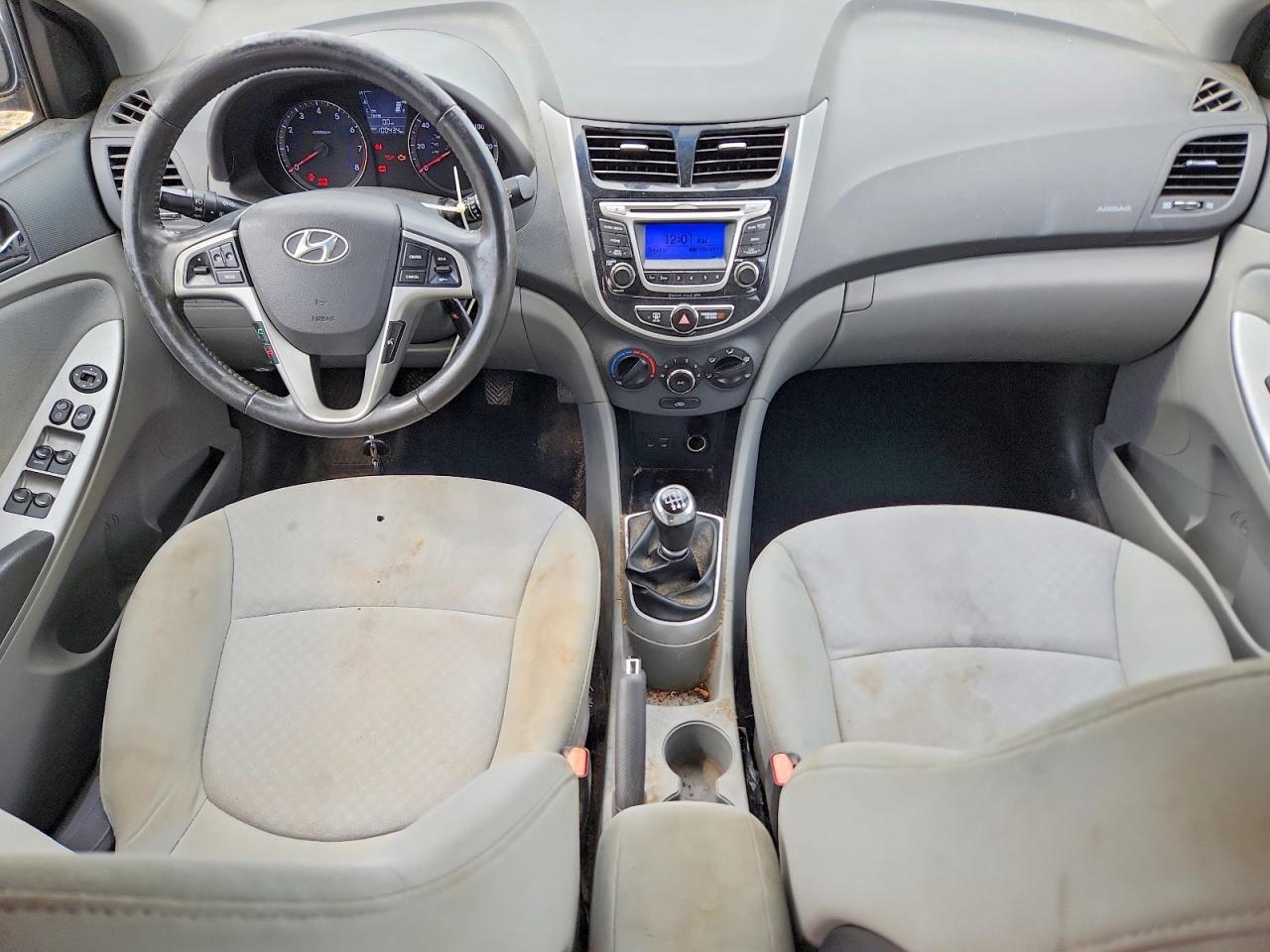 2014 Hyundai Accent Se Blue vin: KMHCU5AE6EU150439