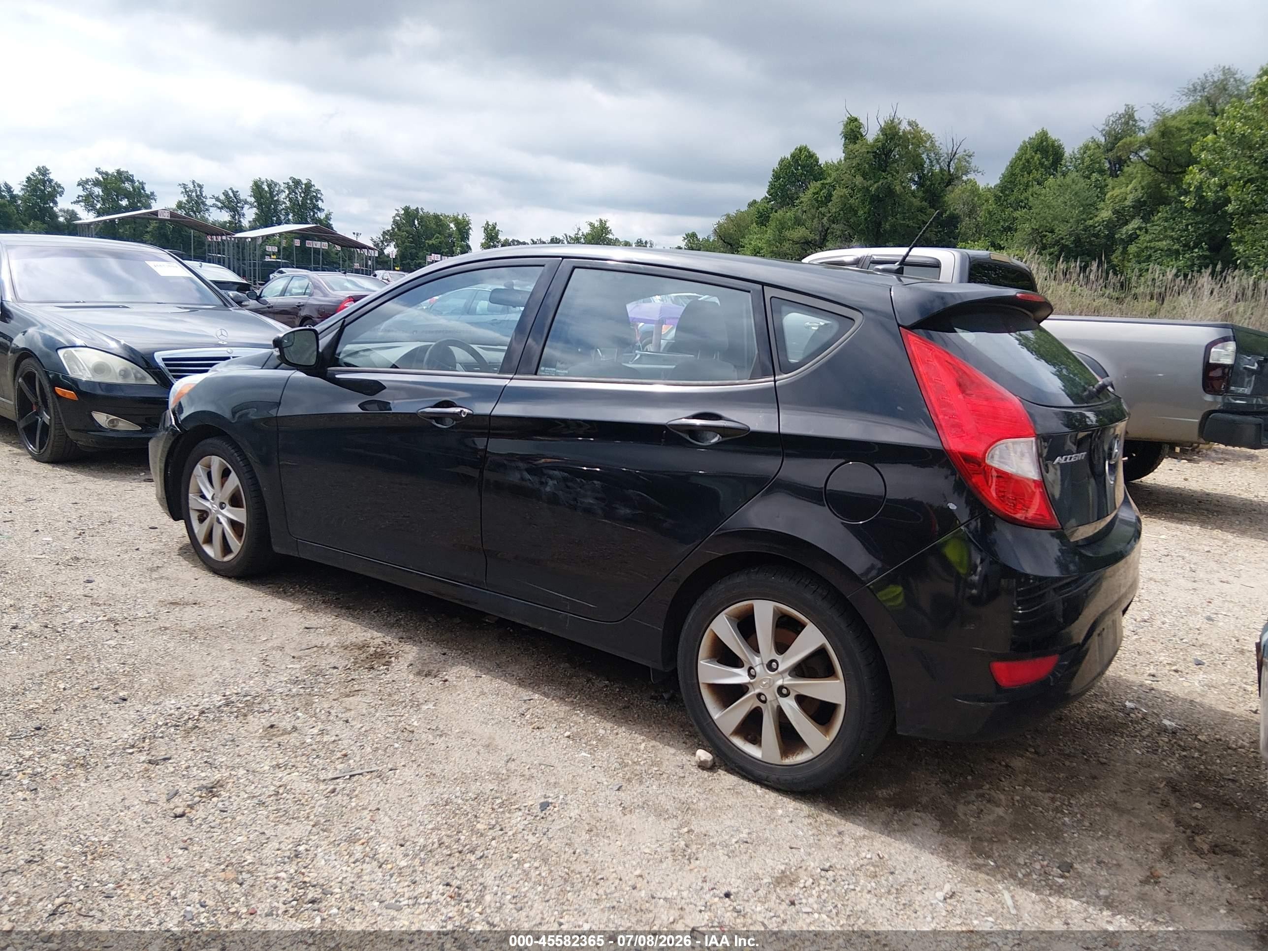 2014 Hyundai Accent Se Black vin: KMHCU5AE6EU155768