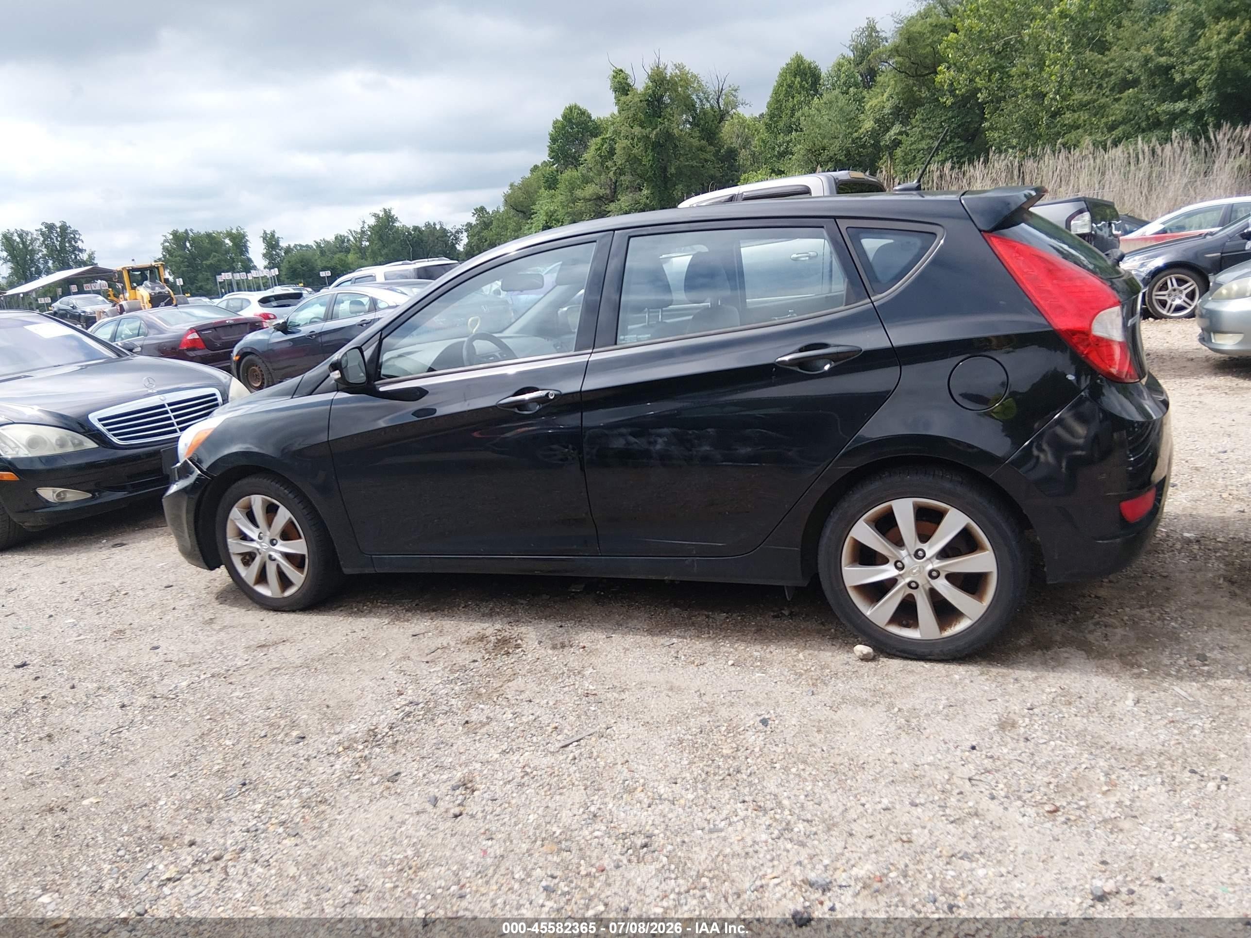 2014 Hyundai Accent Se Black vin: KMHCU5AE6EU155768