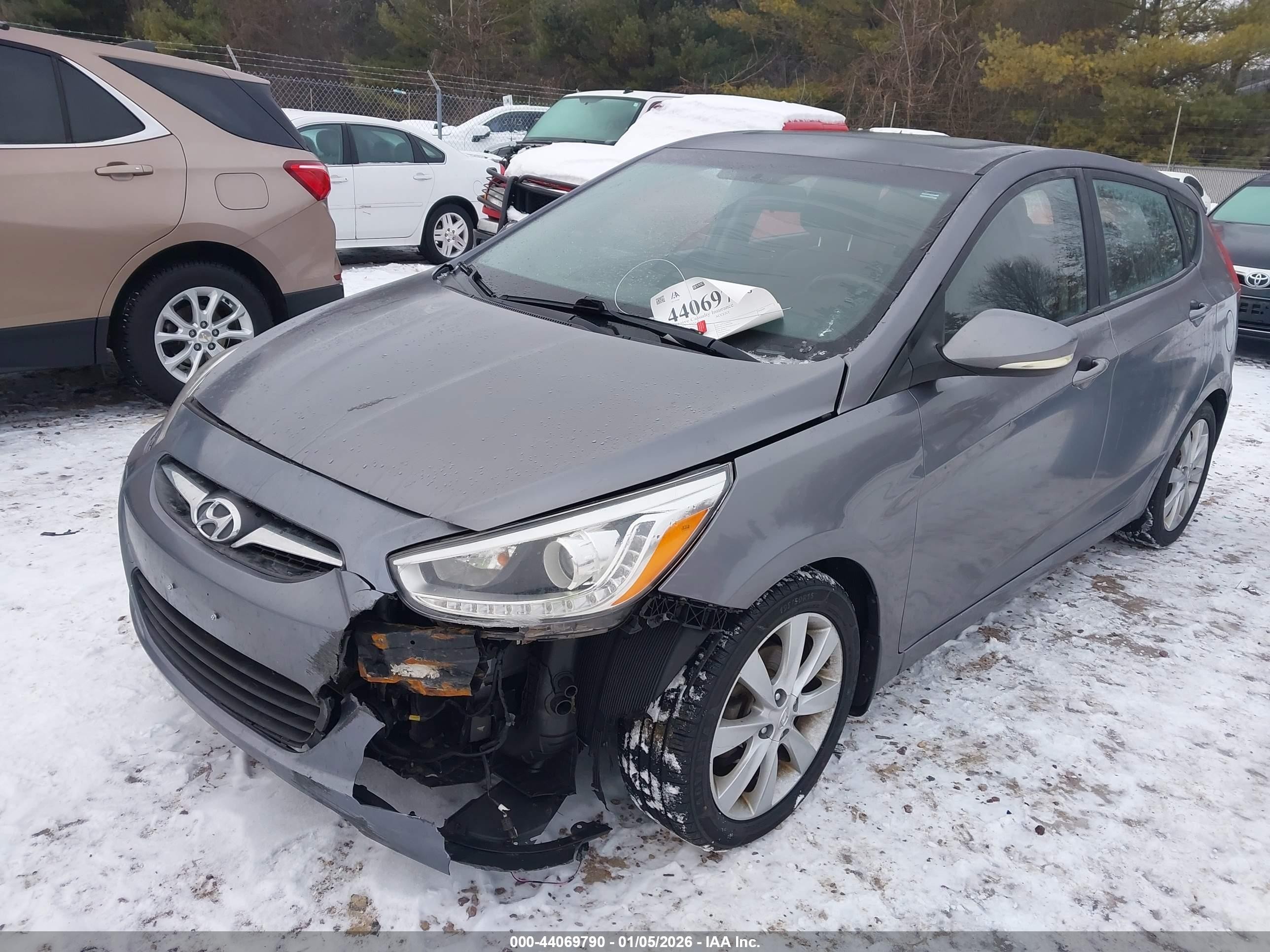 2014 Hyundai Accent Se Gray vin: KMHCU5AE6EU196028