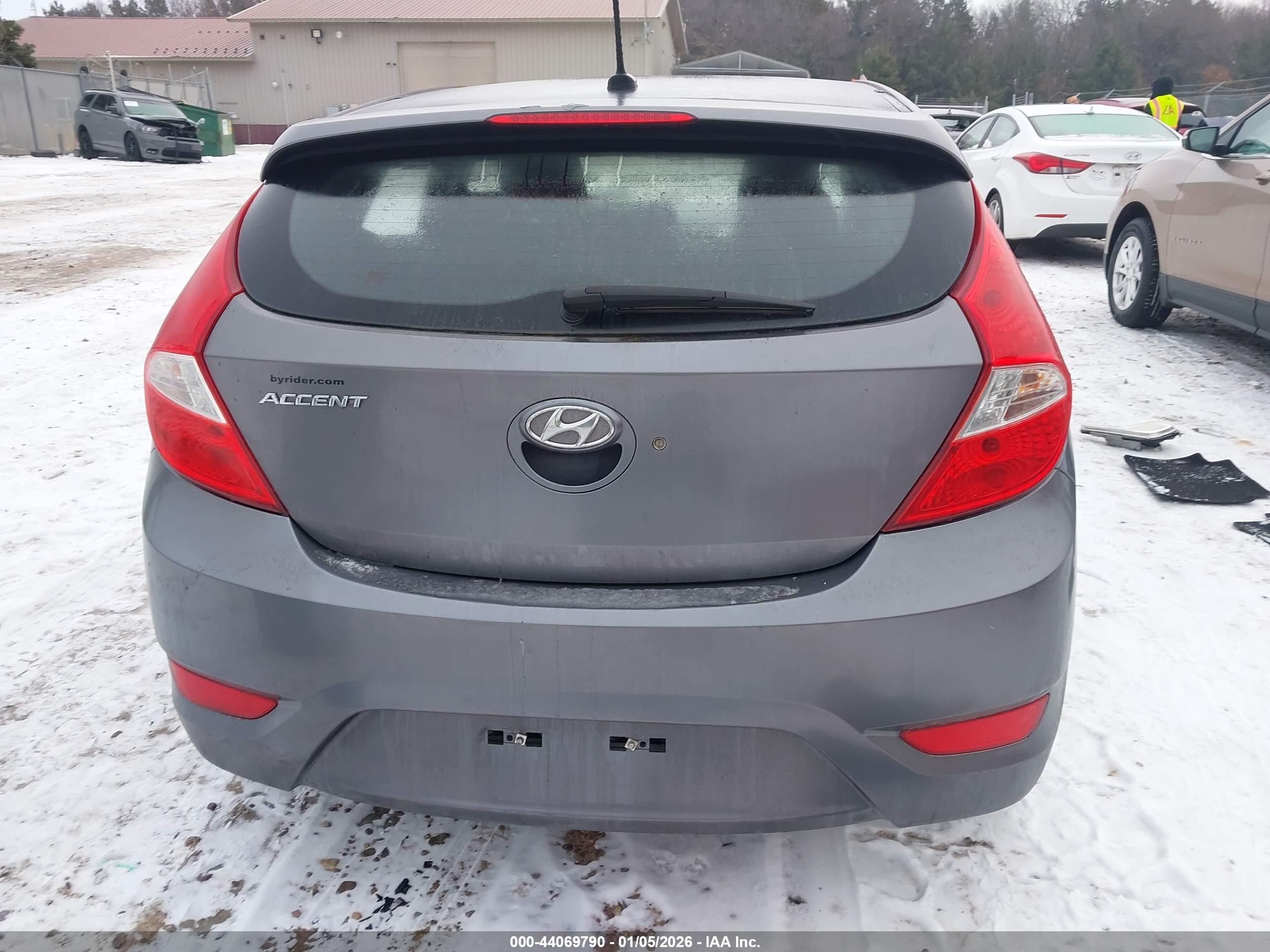 2014 Hyundai Accent Se Gray vin: KMHCU5AE6EU196028