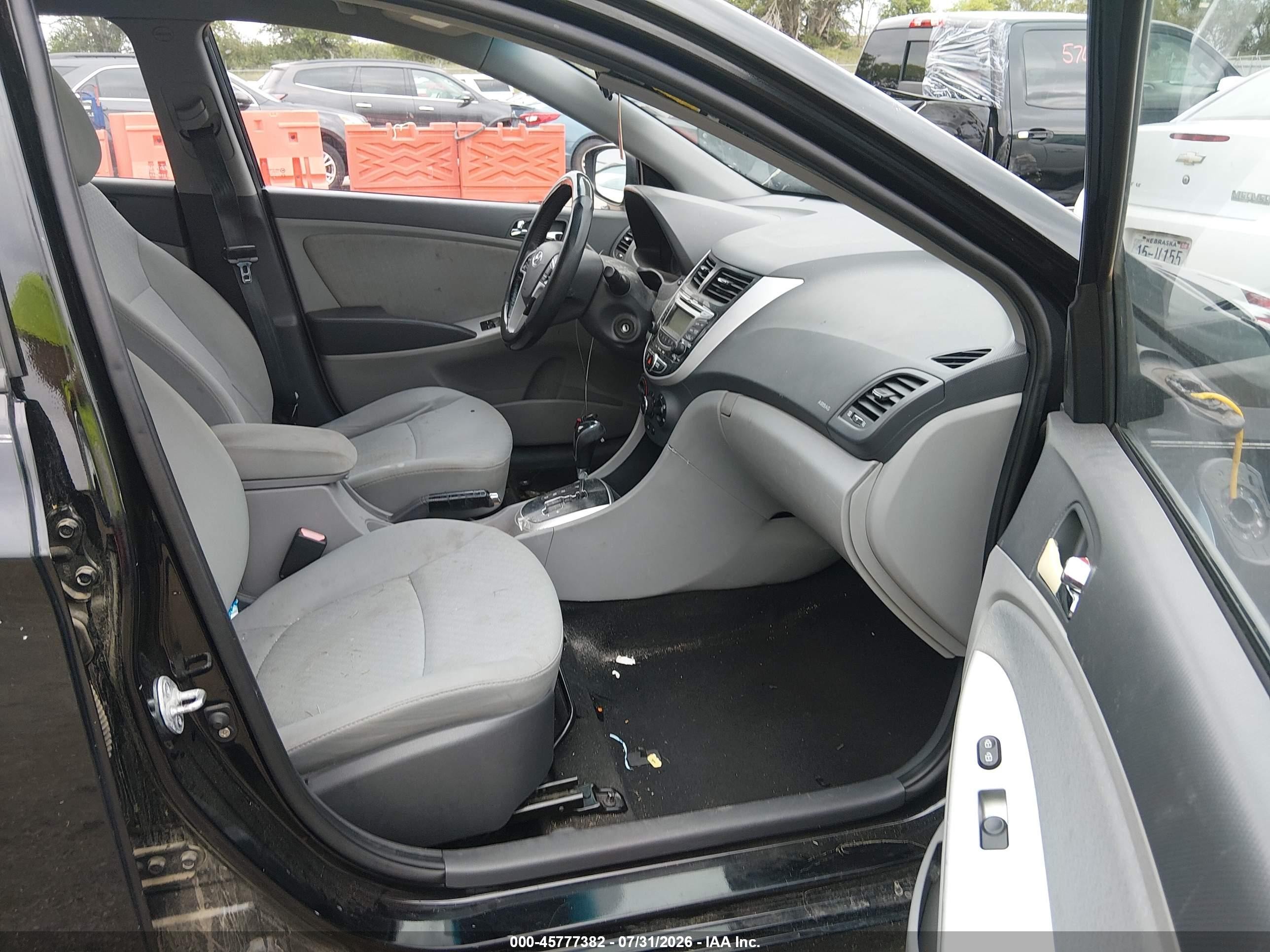 2012 Hyundai Accent Se Black vin: KMHCU5AE7CU017508