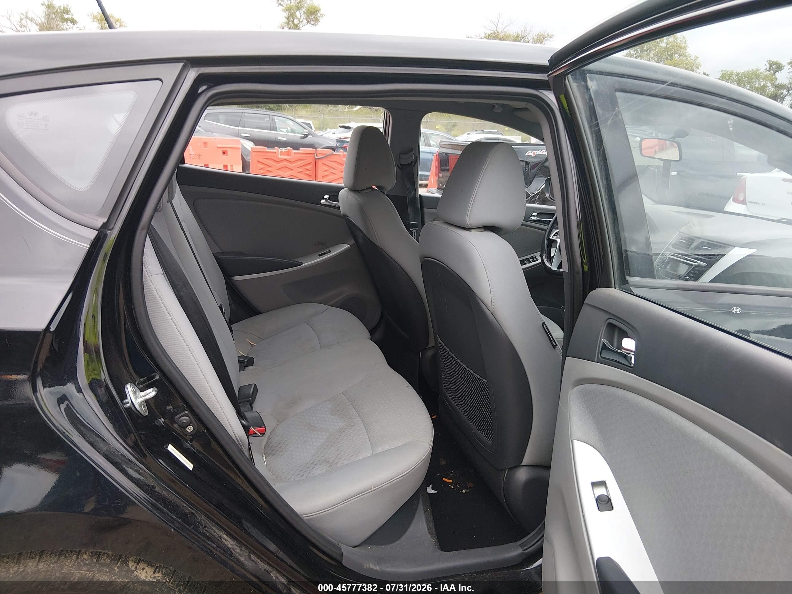 2012 Hyundai Accent Se Black vin: KMHCU5AE7CU017508