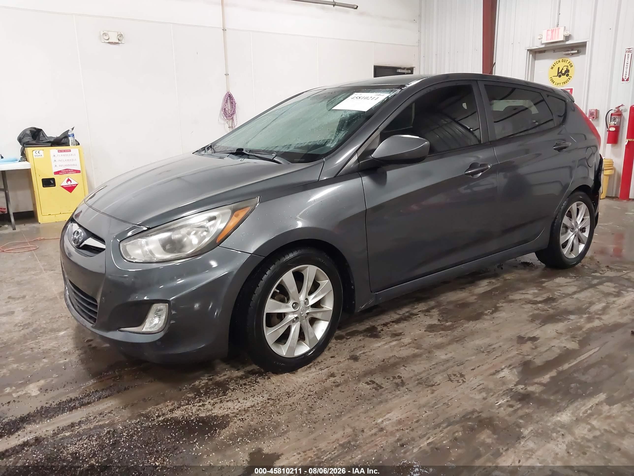 2012 Hyundai Accent Se Gray vin: KMHCU5AE7CU017878