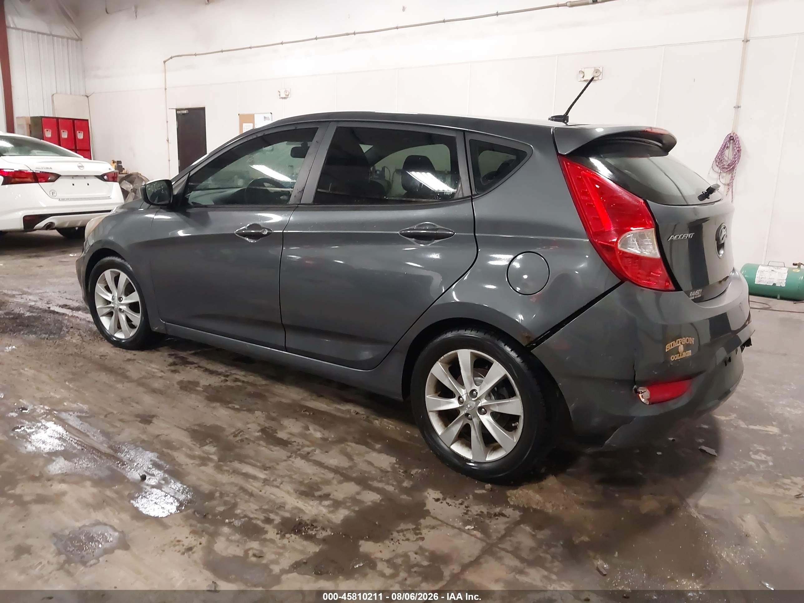 2012 Hyundai Accent Se Gray vin: KMHCU5AE7CU017878