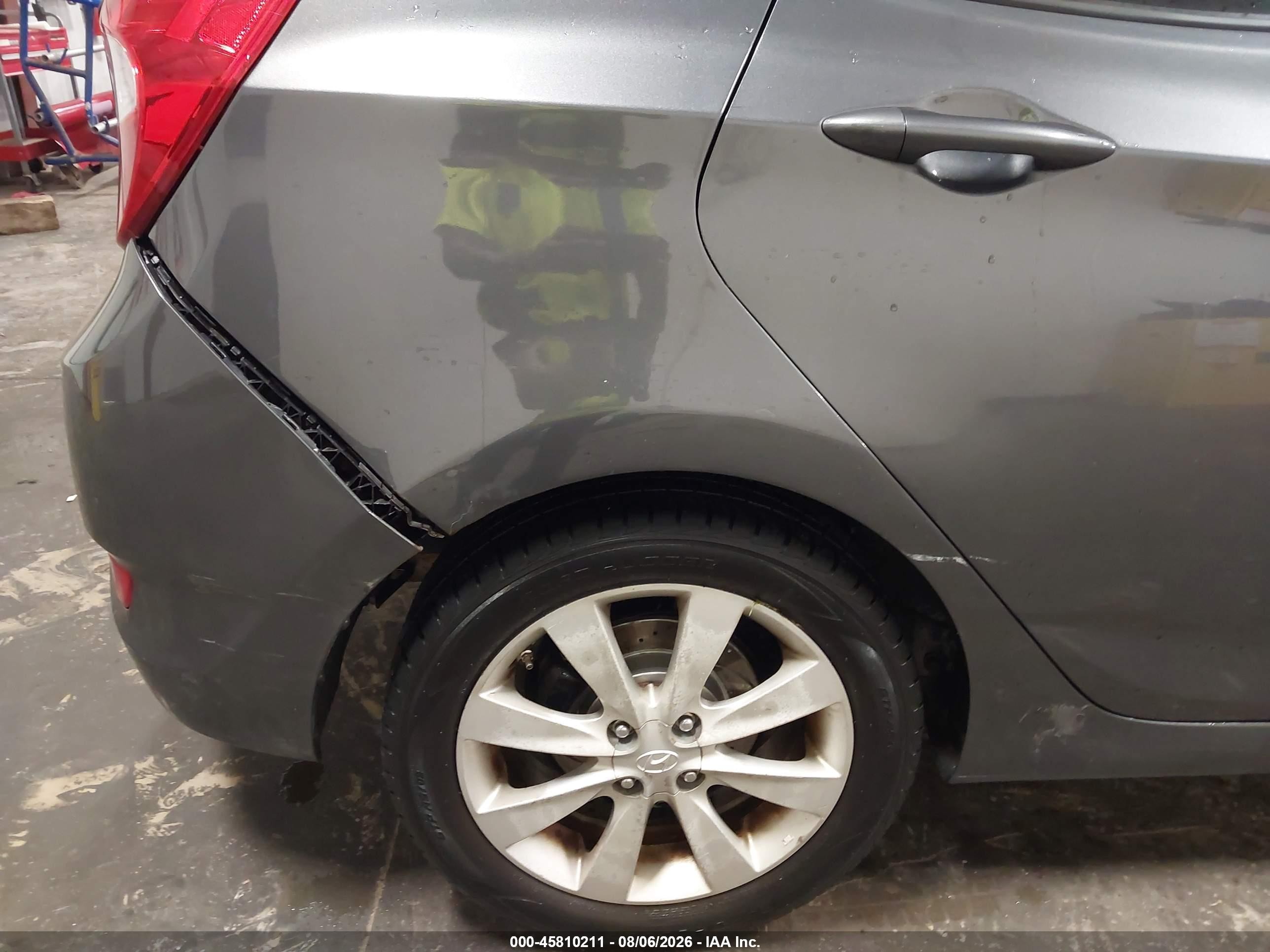 2012 Hyundai Accent Se Gray vin: KMHCU5AE7CU017878