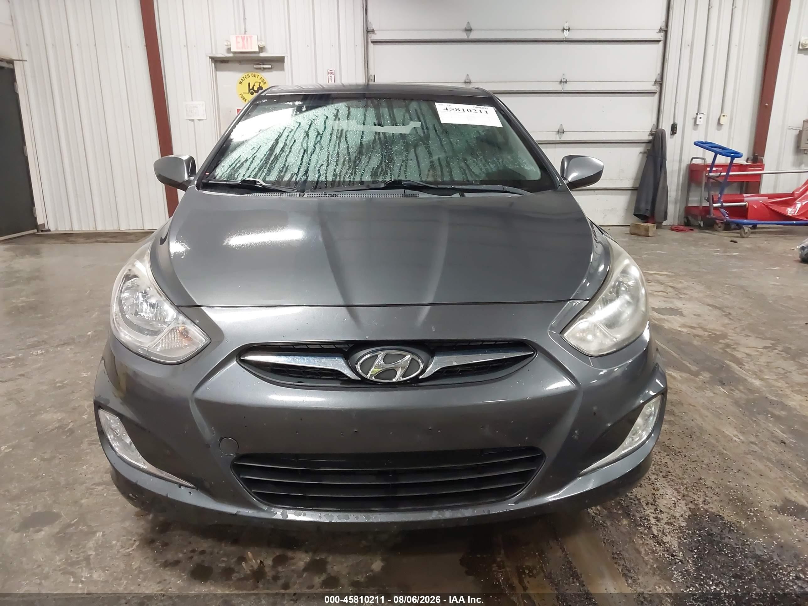 2012 Hyundai Accent Se Gray vin: KMHCU5AE7CU017878