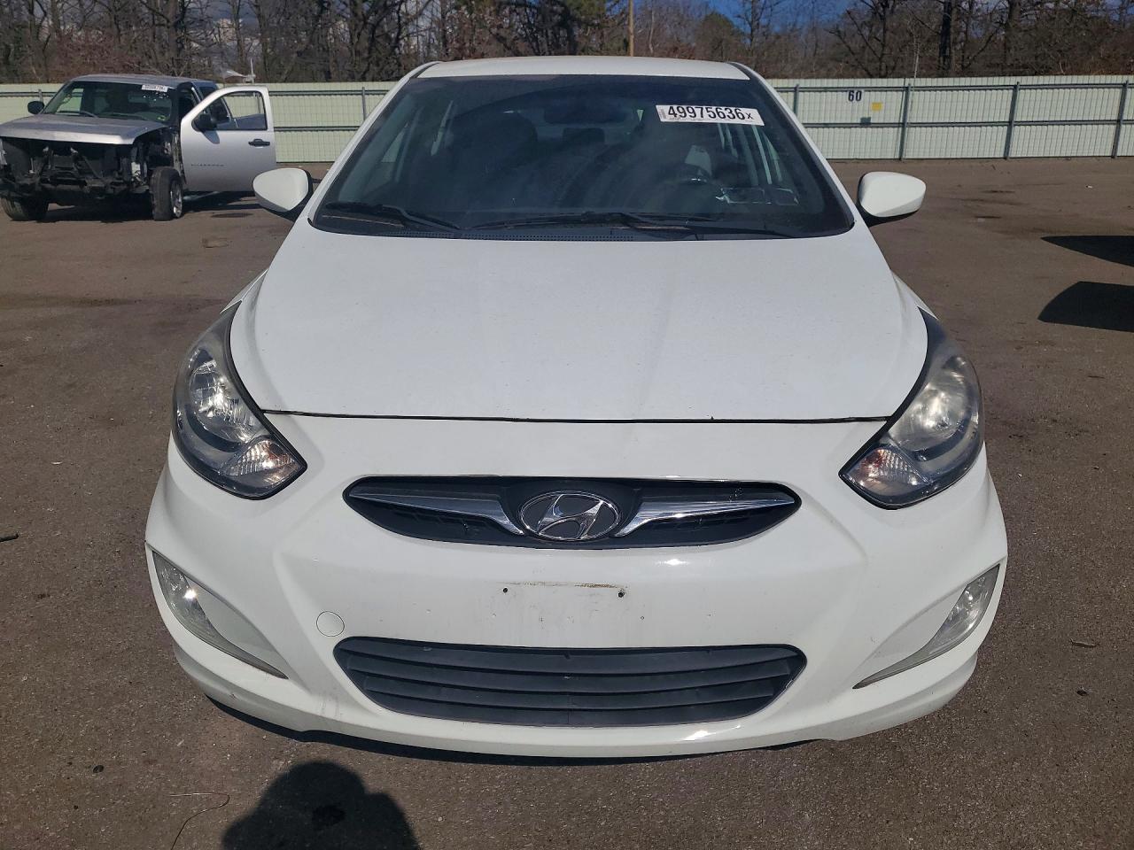 2012 Hyundai Accent Se White vin: KMHCU5AE7CU020506