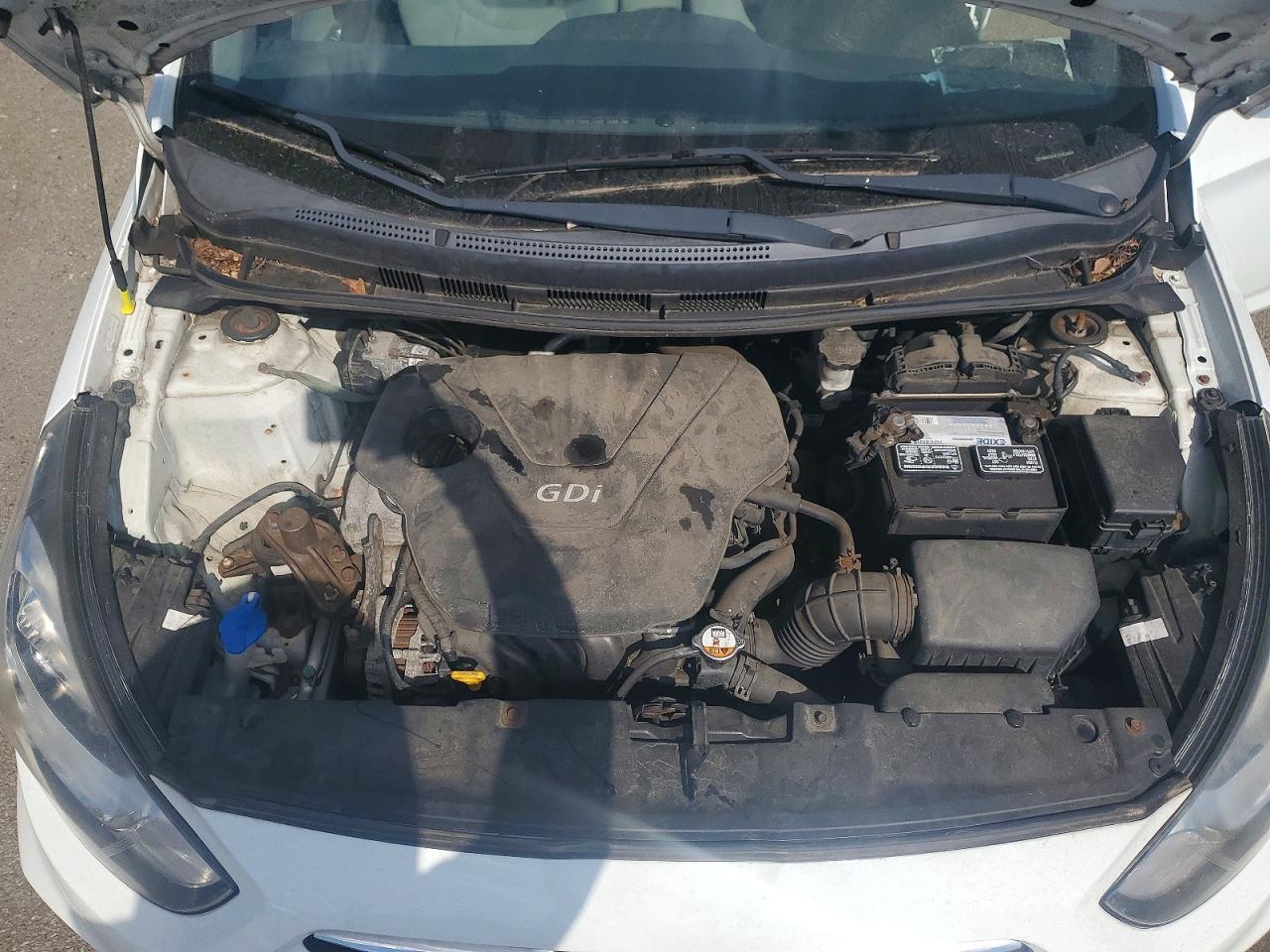 2012 Hyundai Accent Se White vin: KMHCU5AE7CU020506