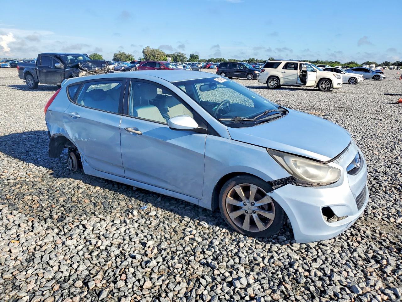 2012 Hyundai Accent Se Blue vin: KMHCU5AE7CU040982