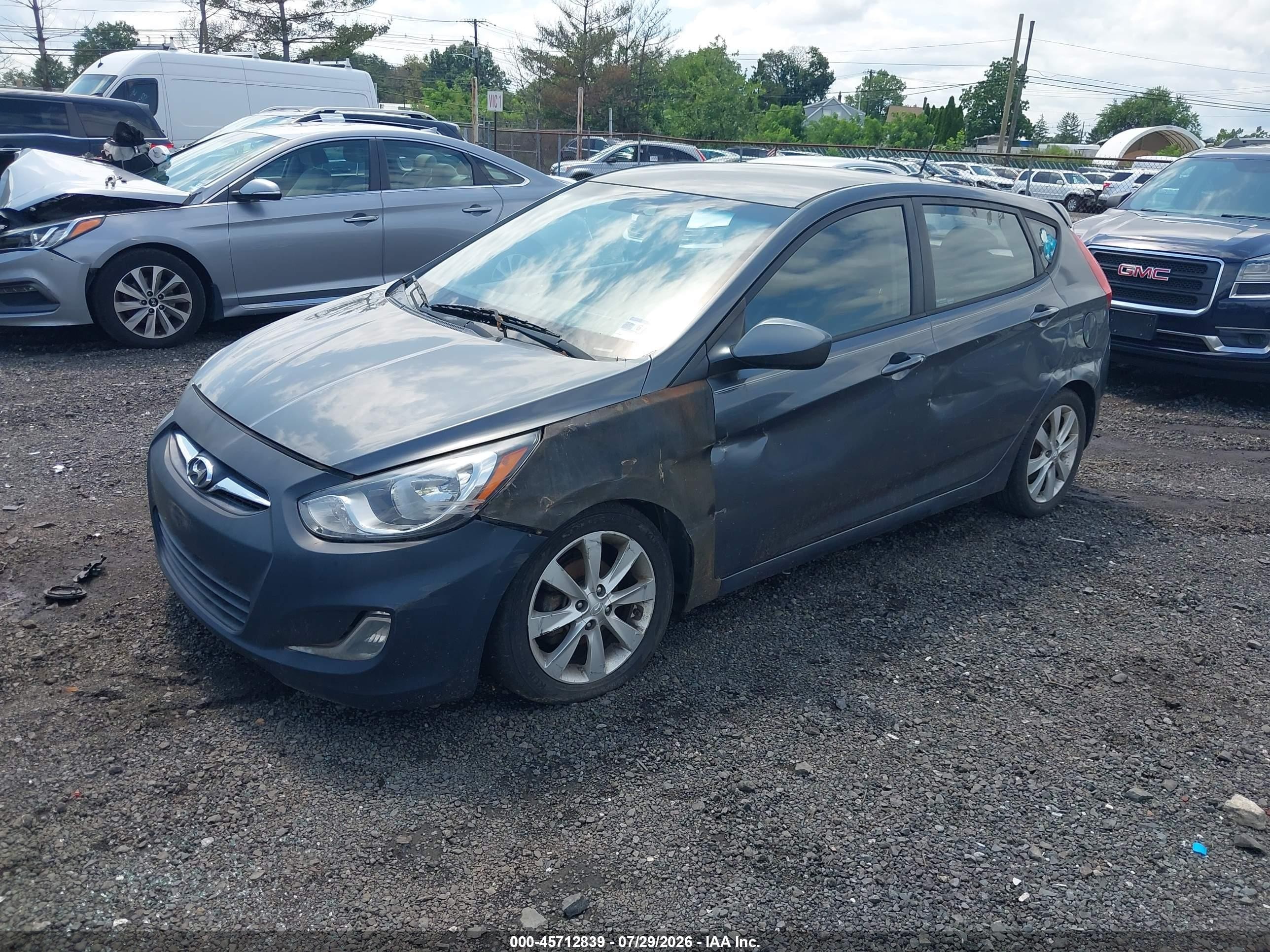 2012 Hyundai Accent Se Серый vin: KMHCU5AE7CU052842