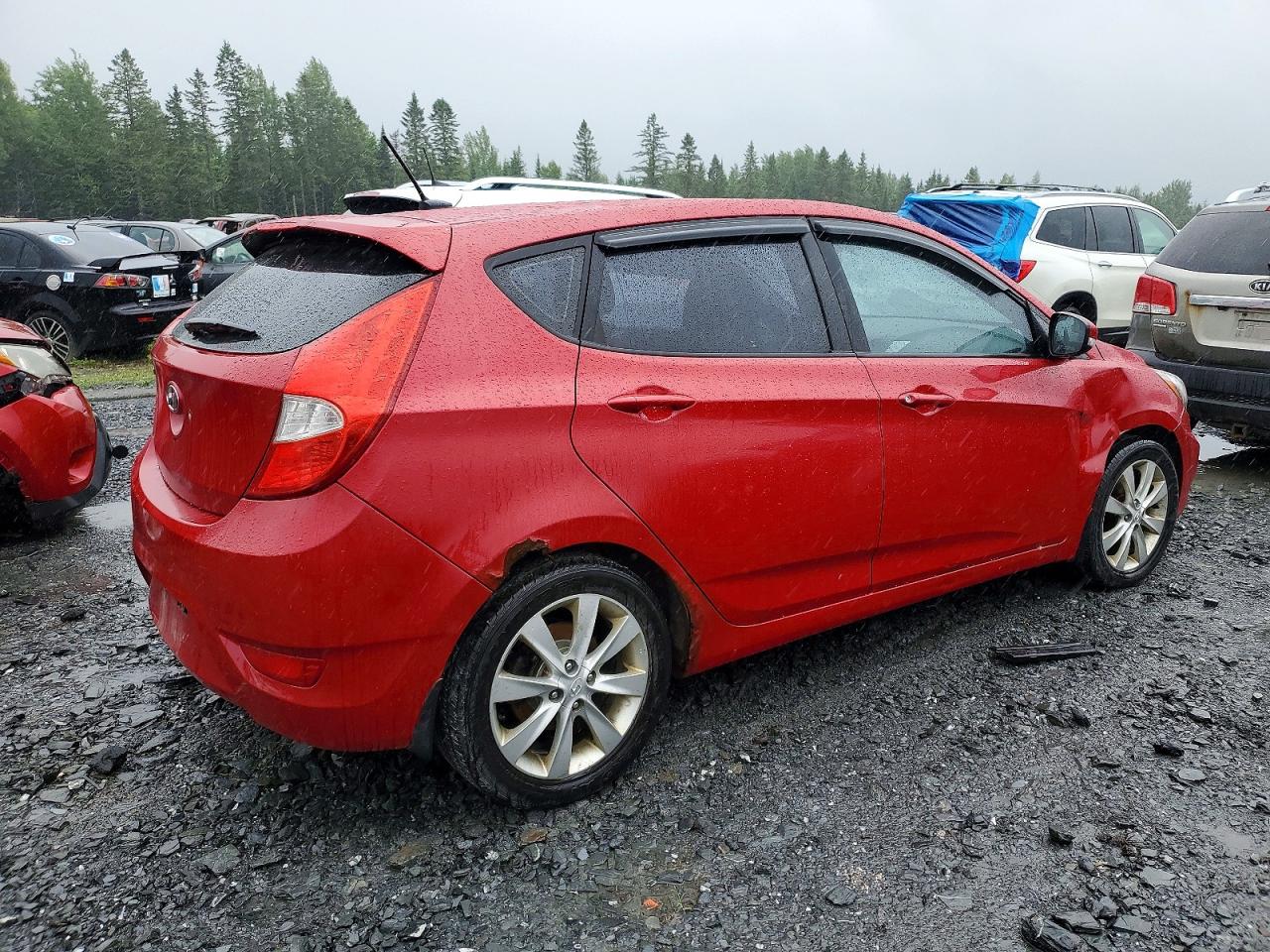 2012 Hyundai Accent Se Red vin: KMHCU5AE7CU053361