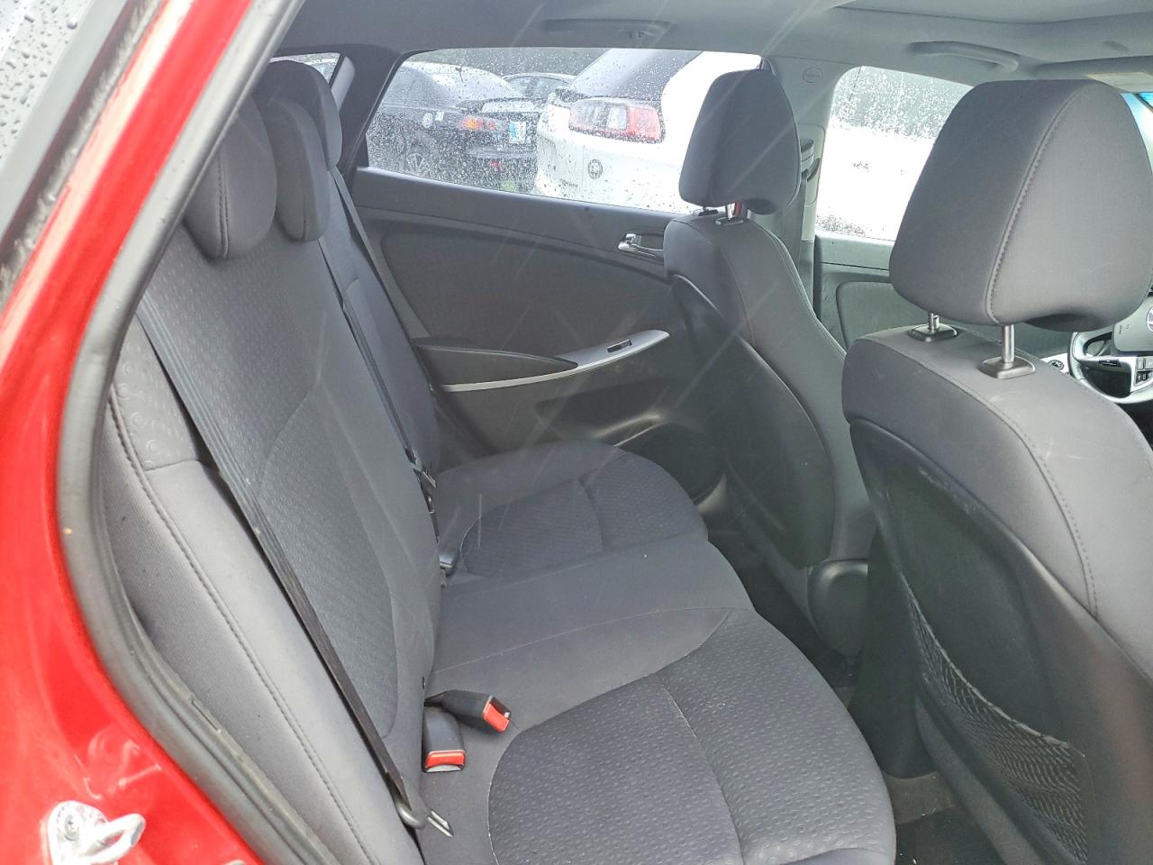 2012 Hyundai Accent Se Red vin: KMHCU5AE7CU053361