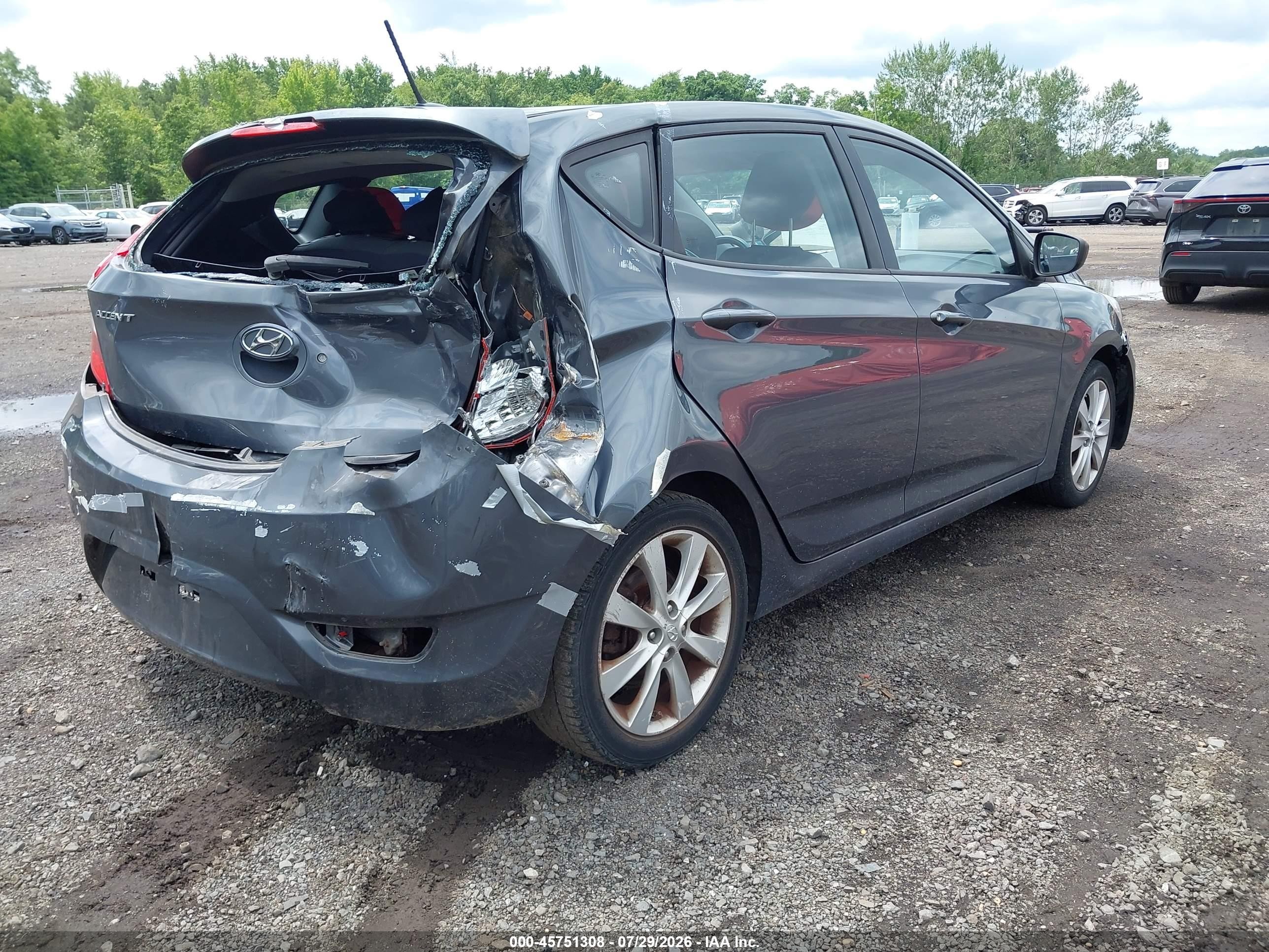 2012 Hyundai Accent Se Gray vin: KMHCU5AE7CU054932