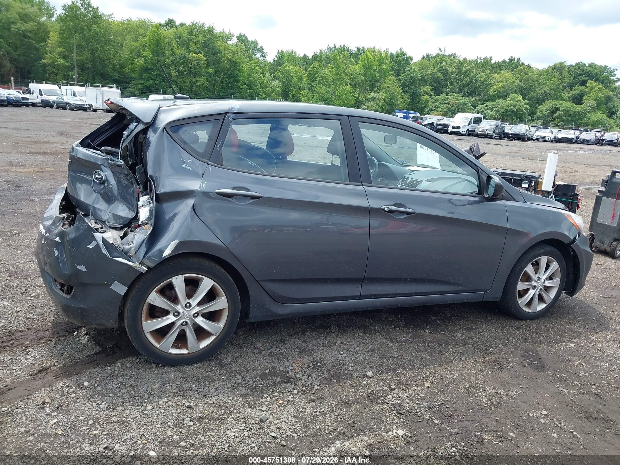 2012 Hyundai Accent Se Gray vin: KMHCU5AE7CU054932