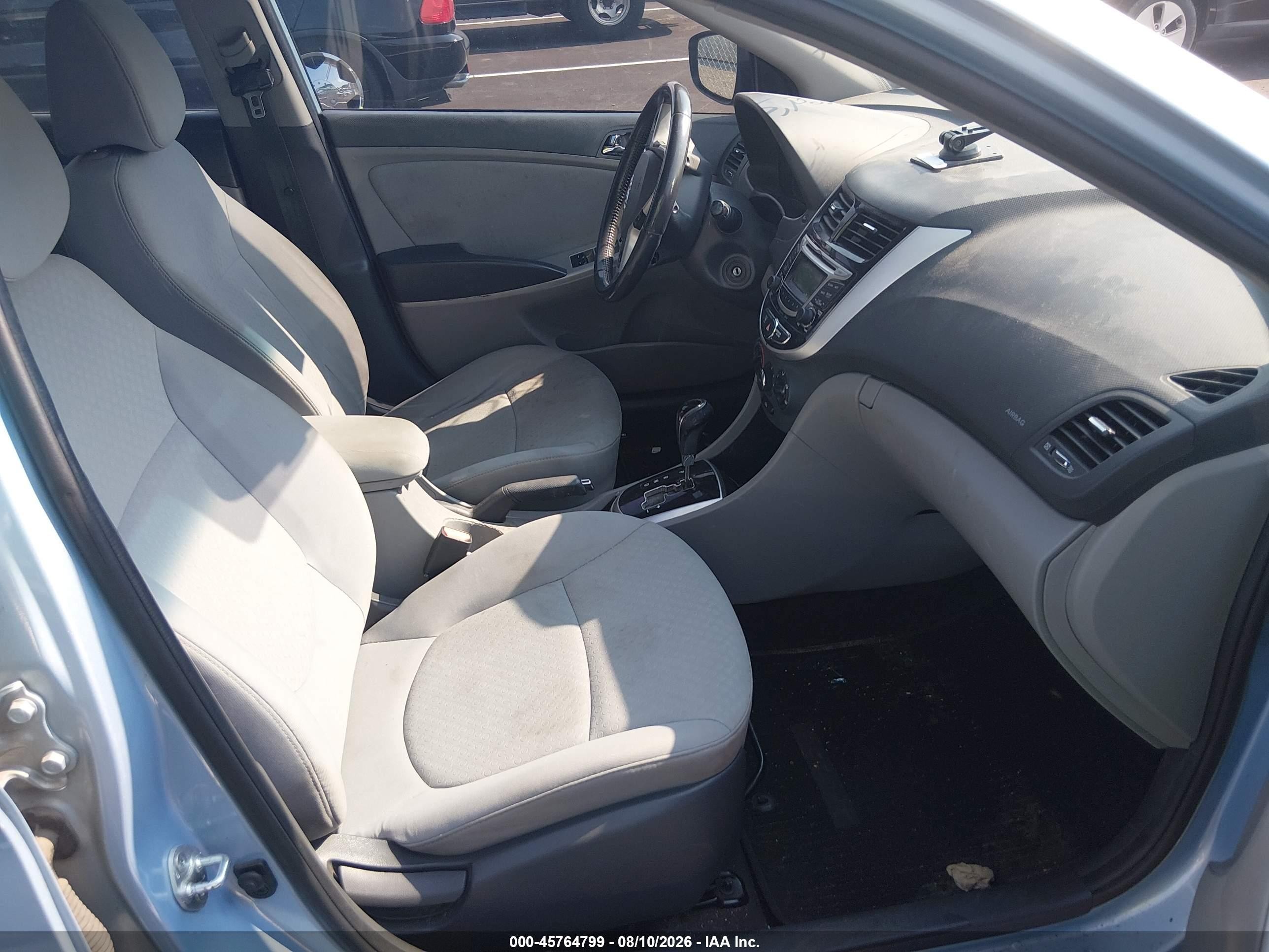 2013 Hyundai Accent Se Blue vin: KMHCU5AE7DU118050