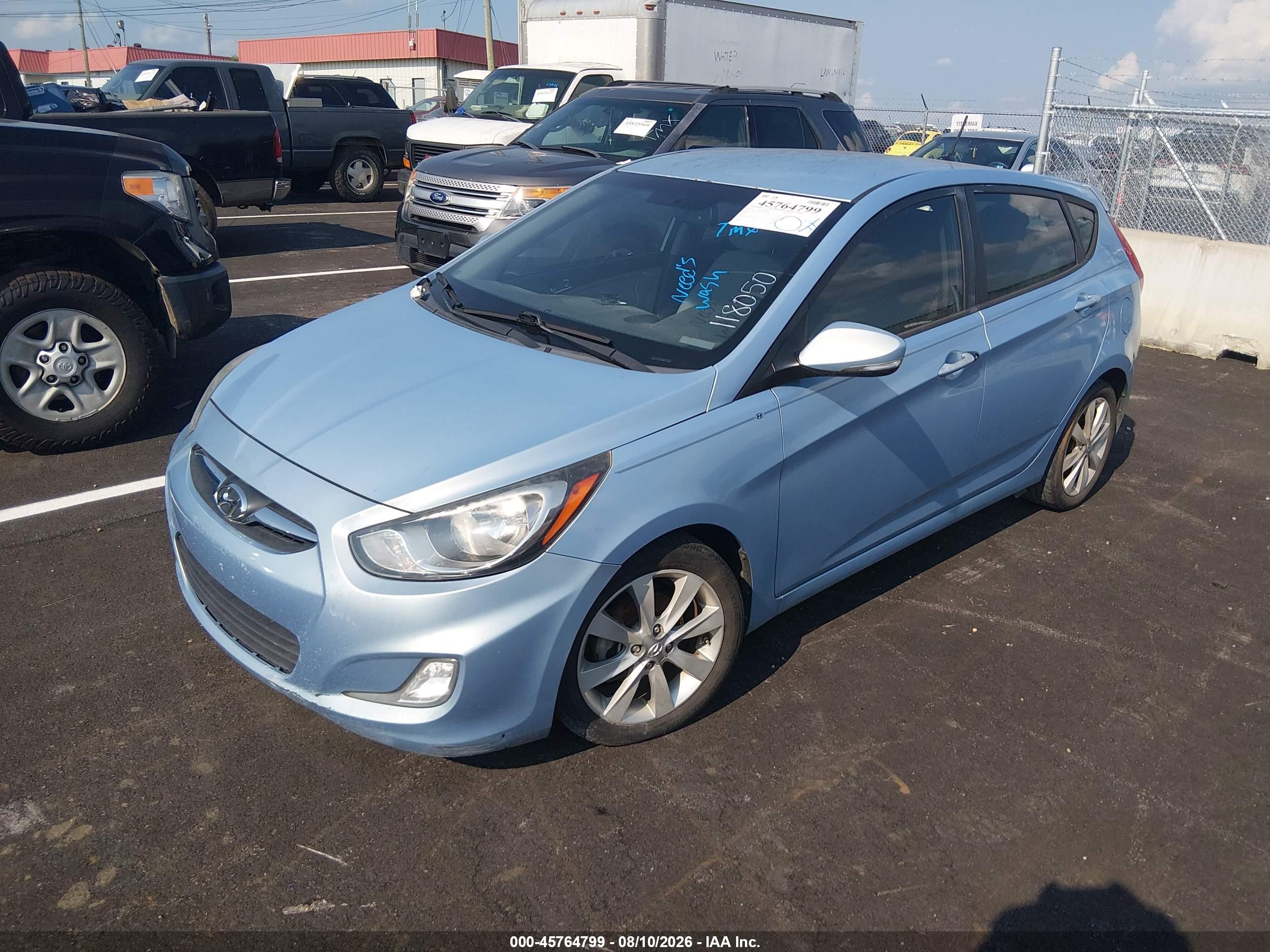 2013 Hyundai Accent Se Blue vin: KMHCU5AE7DU118050