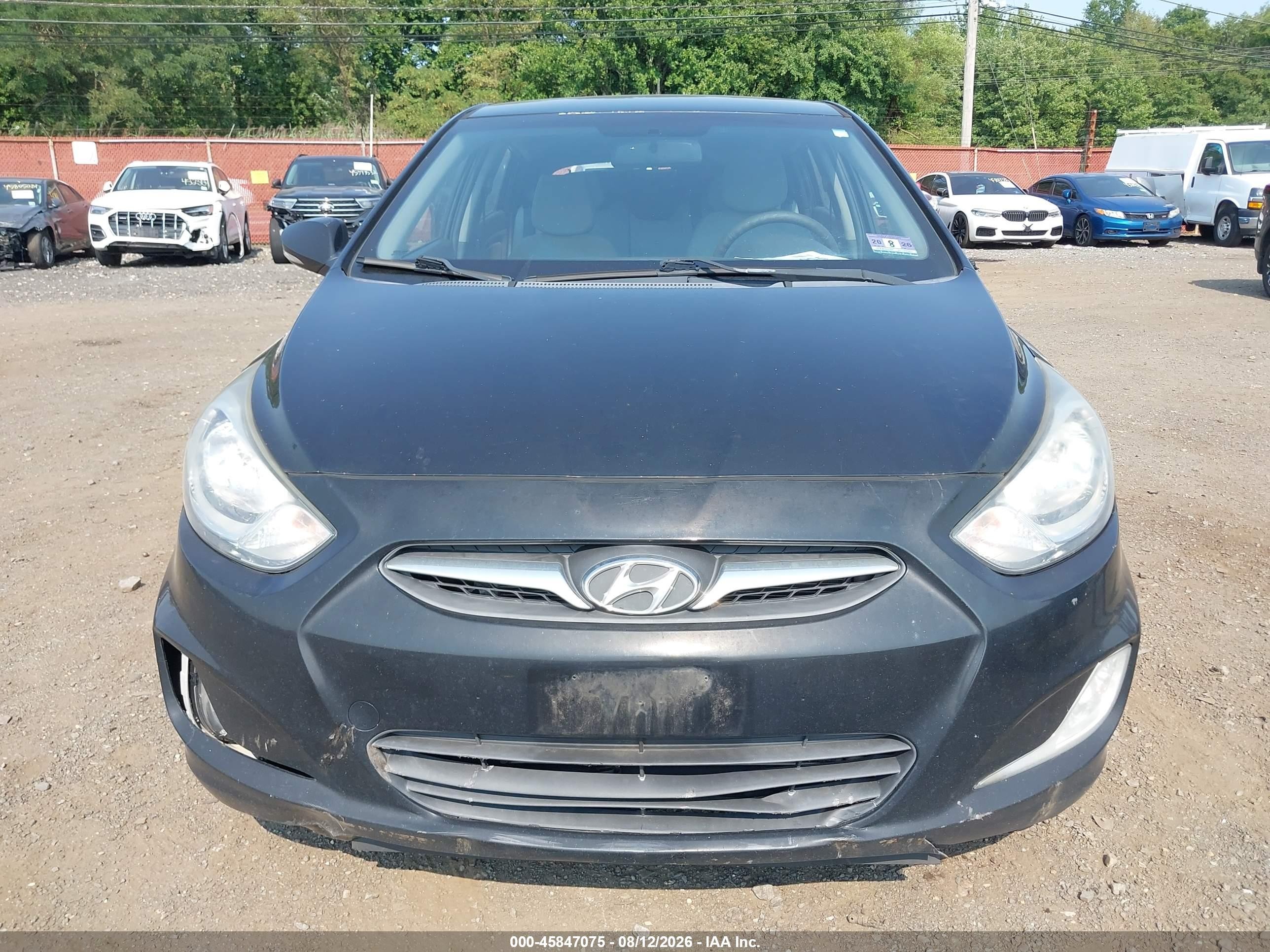 2013 Hyundai Accent Se Черный vin: KMHCU5AE7DU119845
