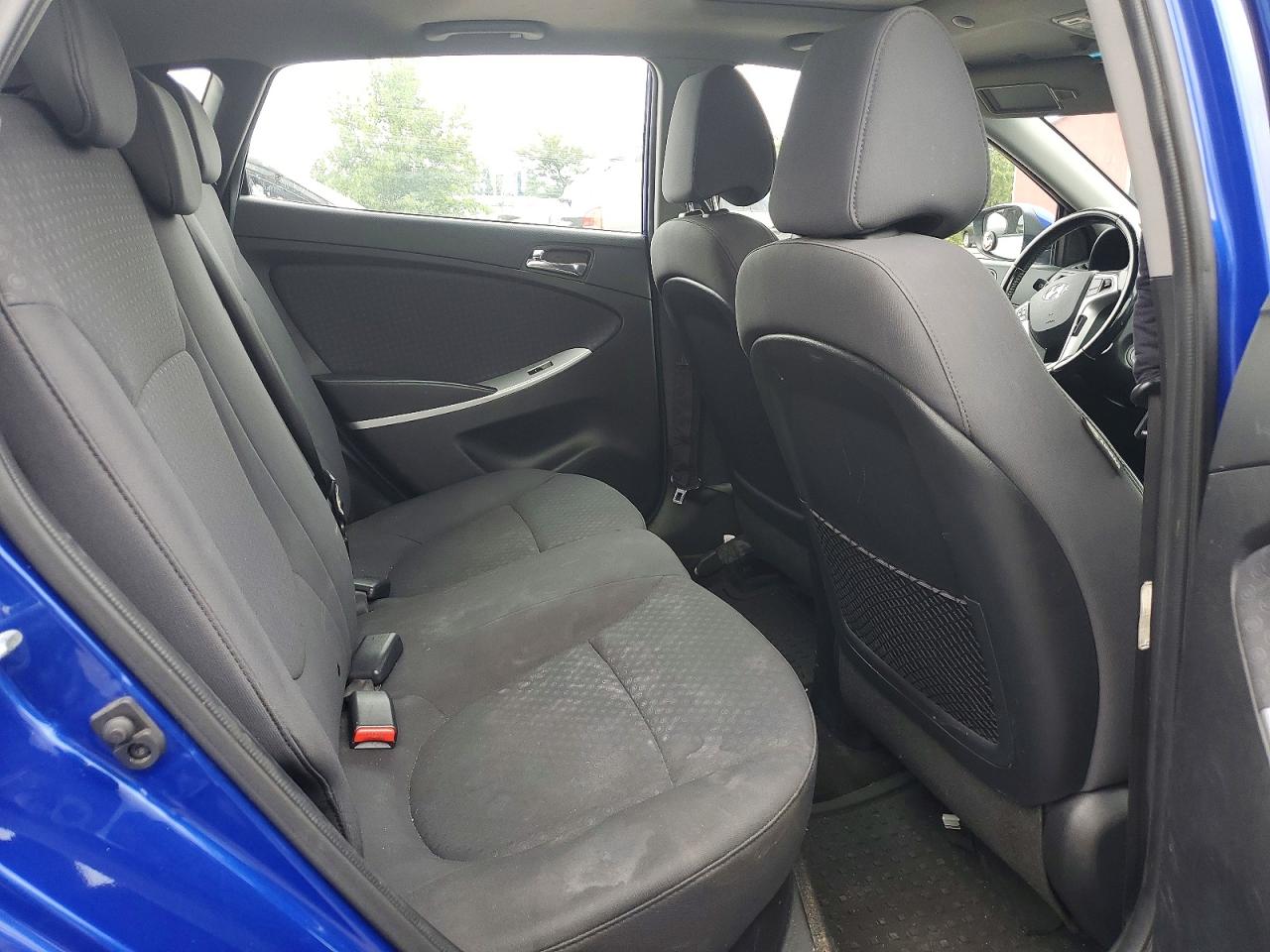 2014 Hyundai Accent Se Blue vin: KMHCU5AE7EU171087