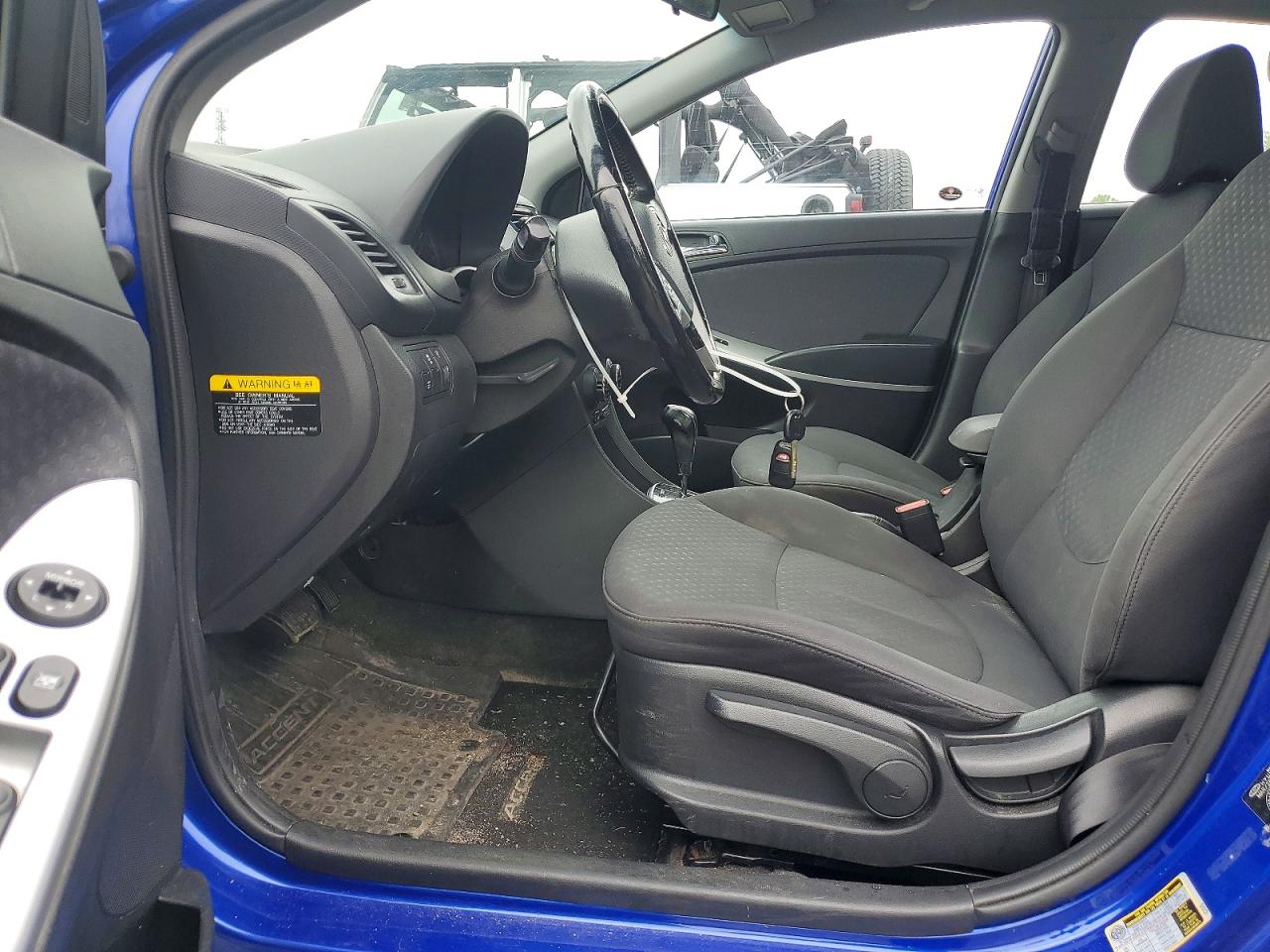 2014 Hyundai Accent Se Blue vin: KMHCU5AE7EU171087