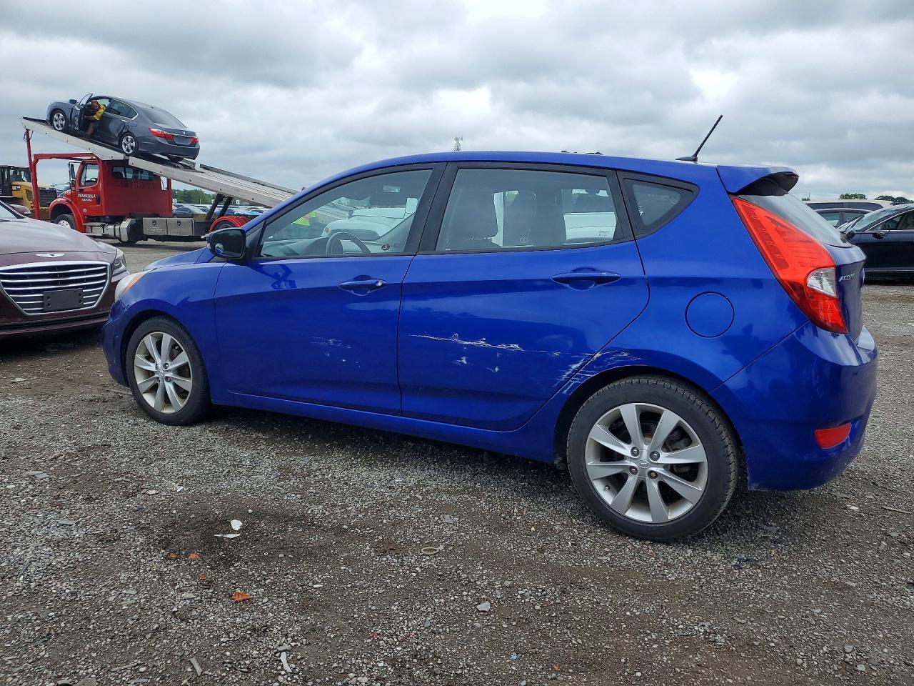 2014 Hyundai Accent Se Blue vin: KMHCU5AE7EU171087