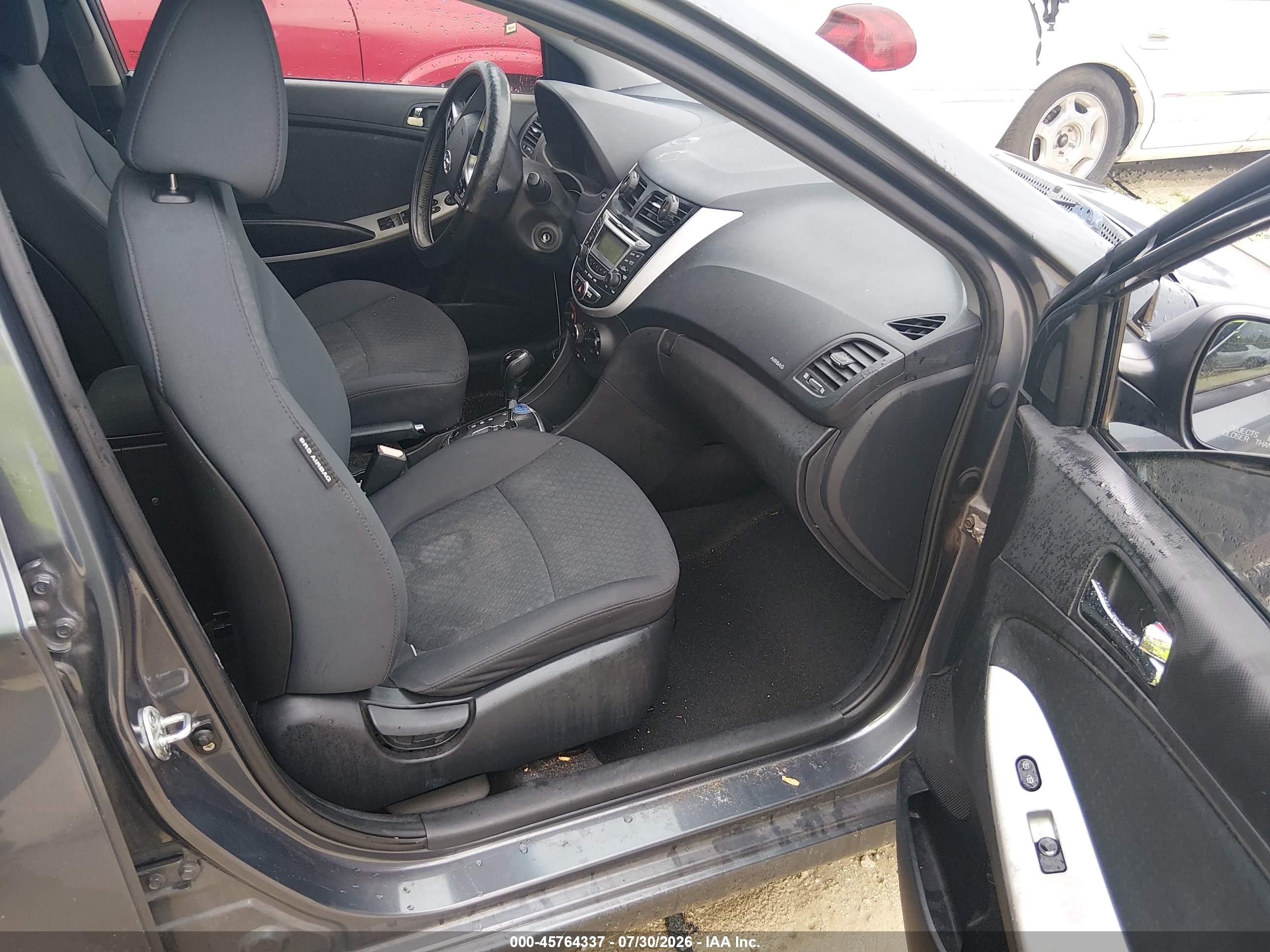 2012 Hyundai Accent Se Серый vin: KMHCU5AE8CU004881