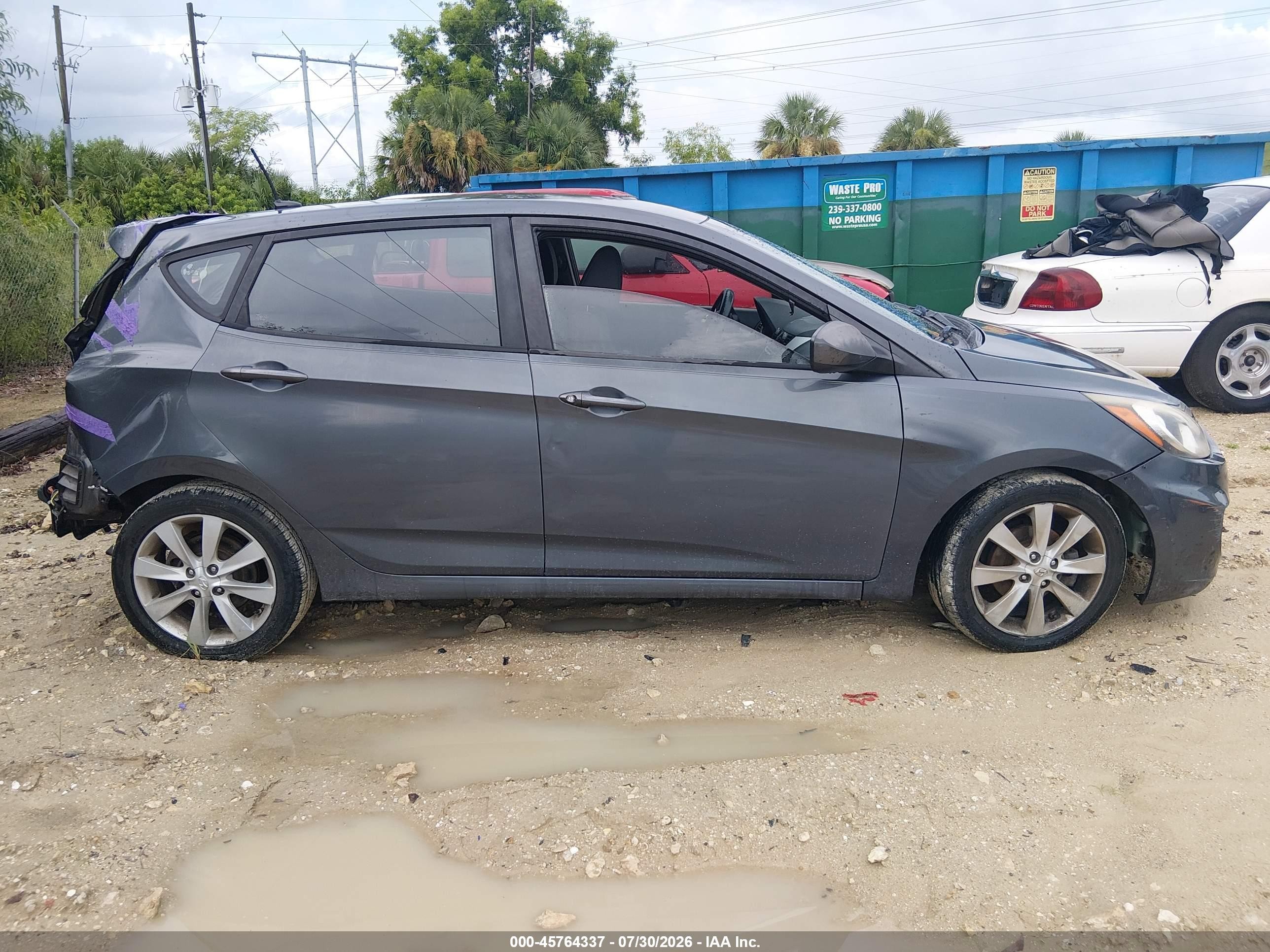 2012 Hyundai Accent Se Серый vin: KMHCU5AE8CU004881