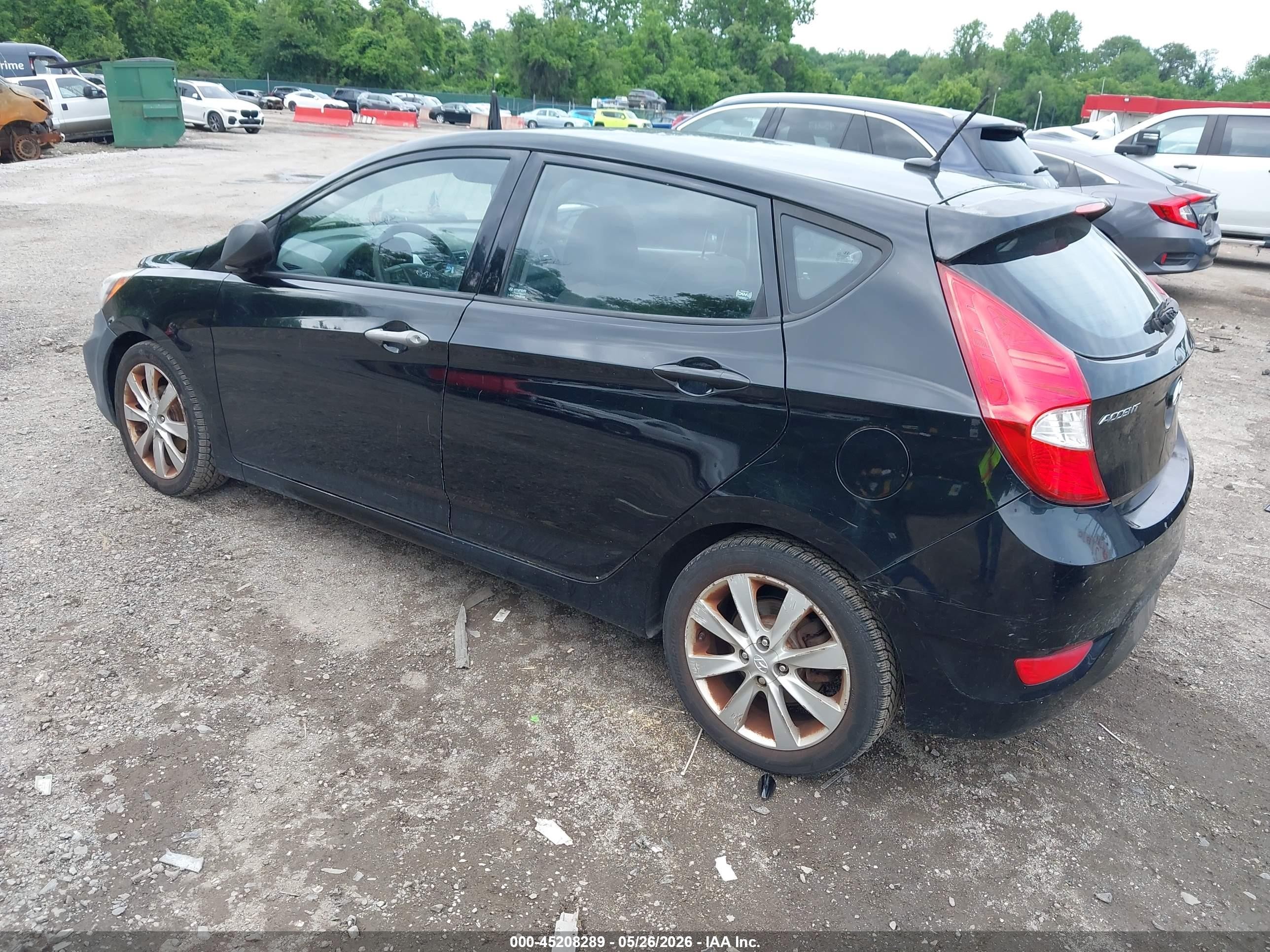2012 Hyundai Accent Se Black vin: KMHCU5AE8CU039680