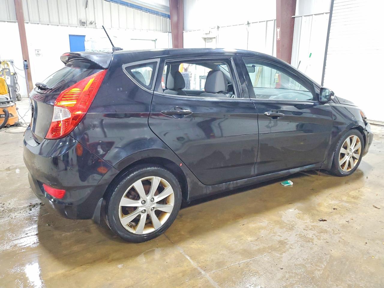2013 Hyundai Accent Se Black vin: KMHCU5AE8DU085740