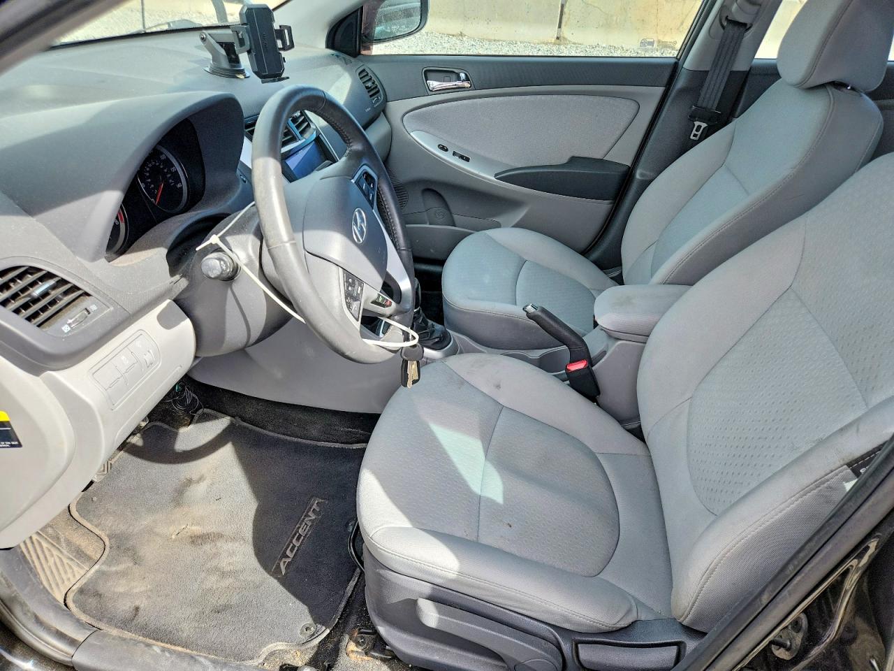 2013 Hyundai Accent Se Black vin: KMHCU5AE8DU086757
