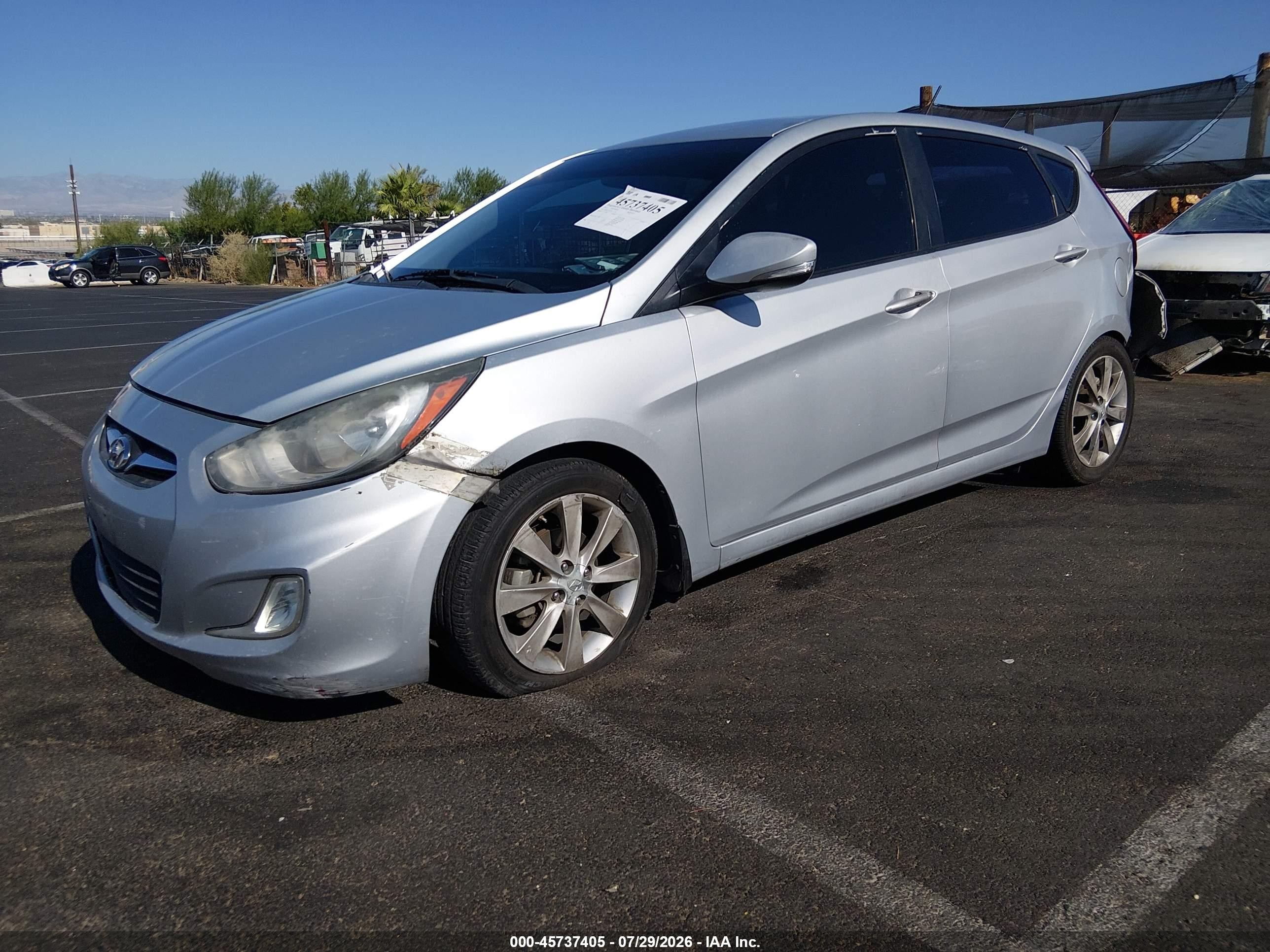 2013 Hyundai Accent Se Silver vin: KMHCU5AE8DU111558