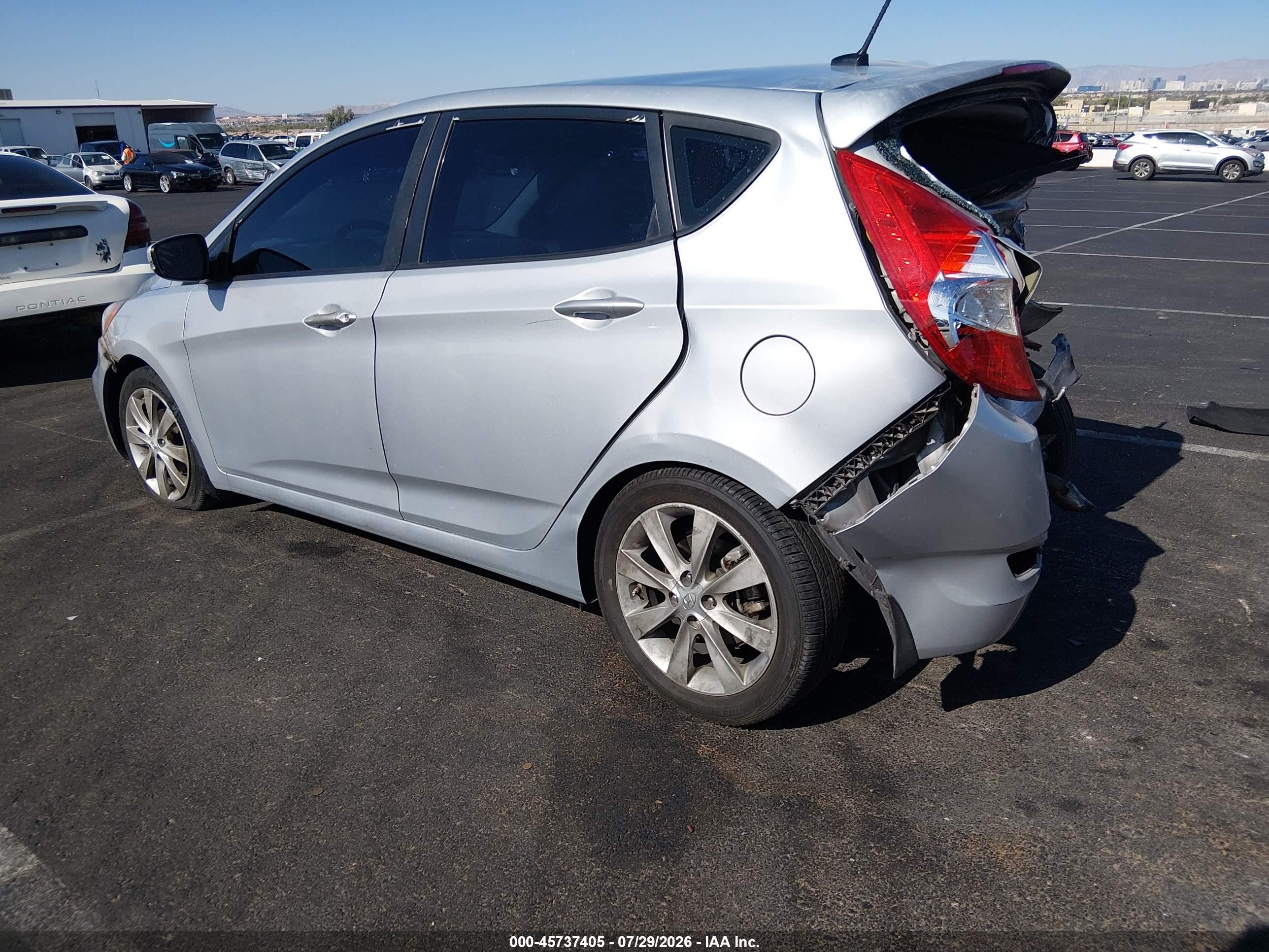 2013 Hyundai Accent Se Silver vin: KMHCU5AE8DU111558