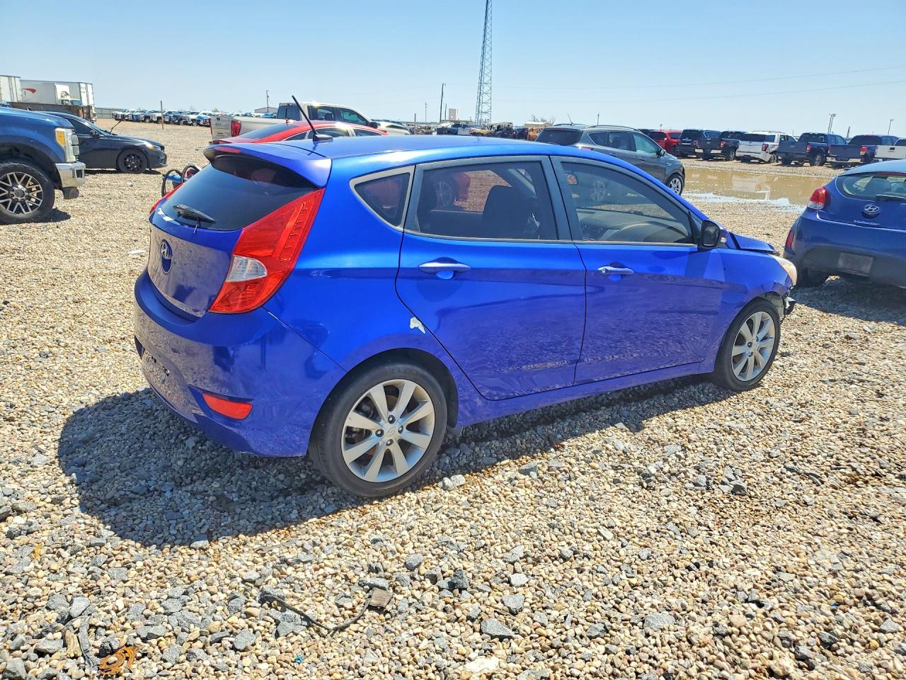 2014 Hyundai Accent Se Blue vin: KMHCU5AE8EU171583