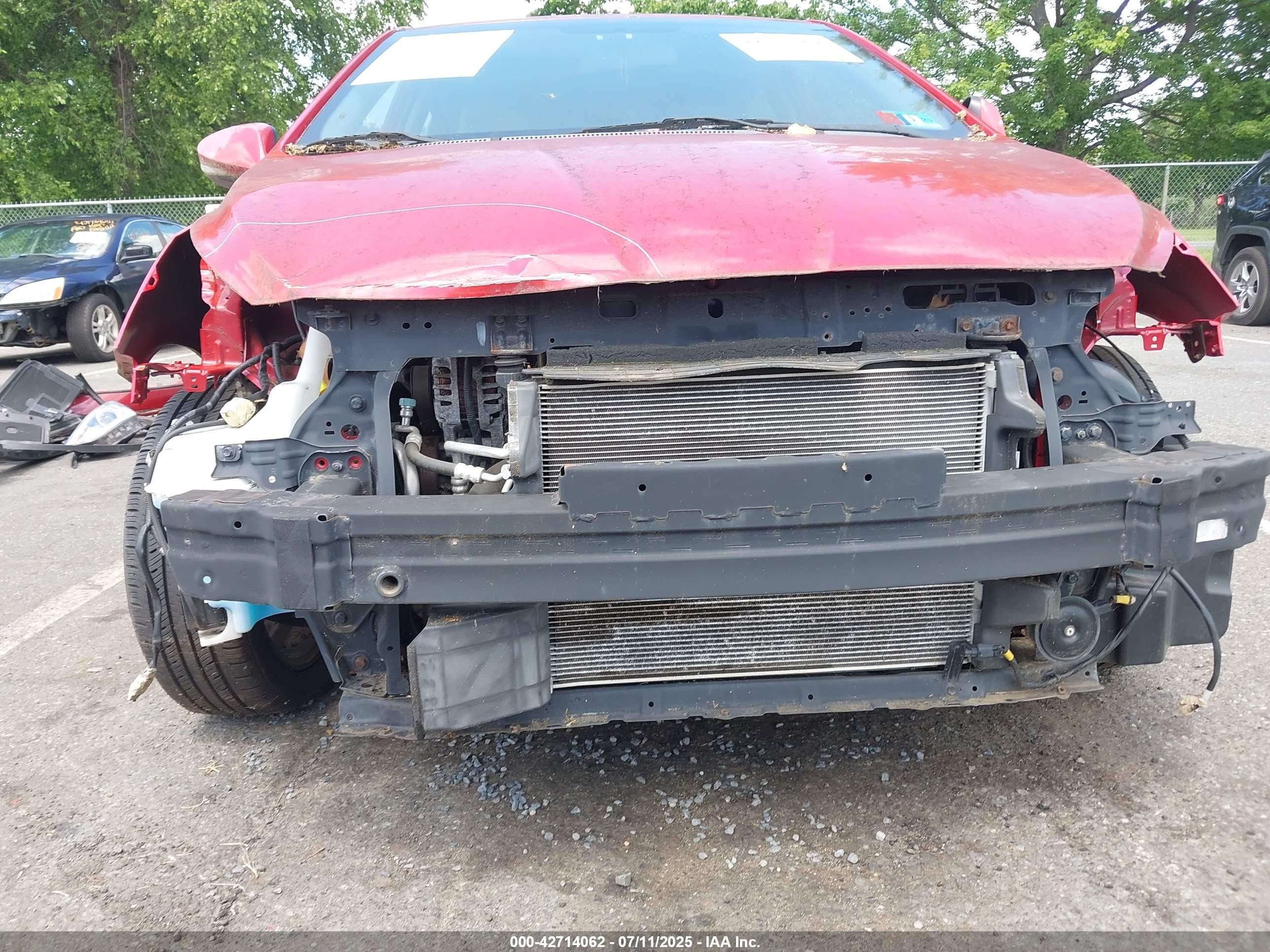 2015 Hyundai Accent Sport Red vin: KMHCU5AE8FU229578