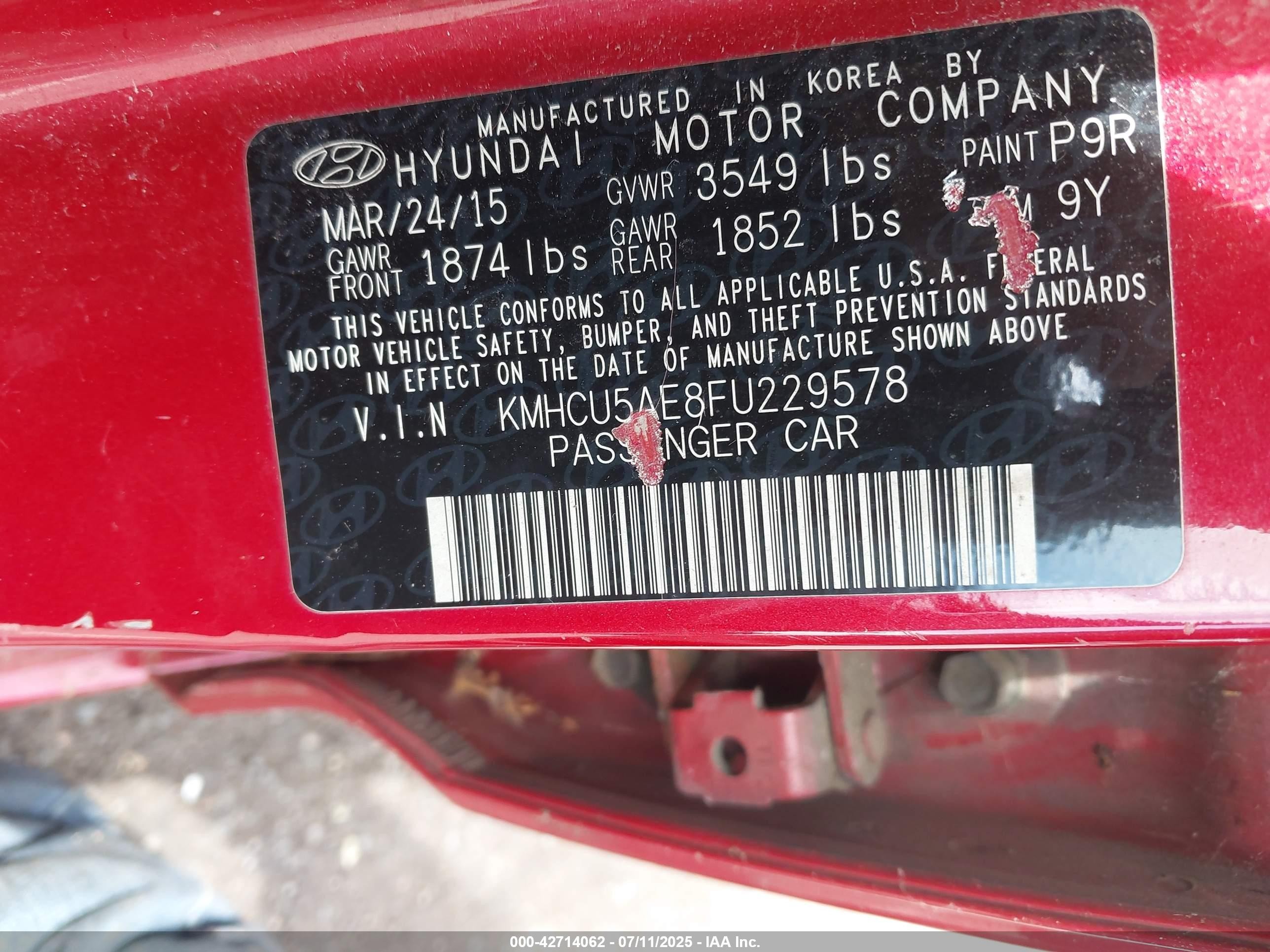 2015 Hyundai Accent Sport Red vin: KMHCU5AE8FU229578