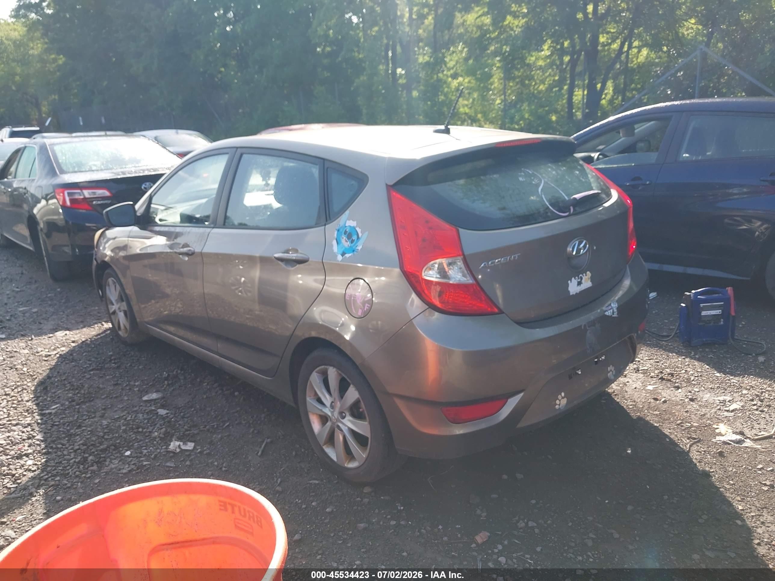 2012 Hyundai Accent Se Brown vin: KMHCU5AE9CU012519