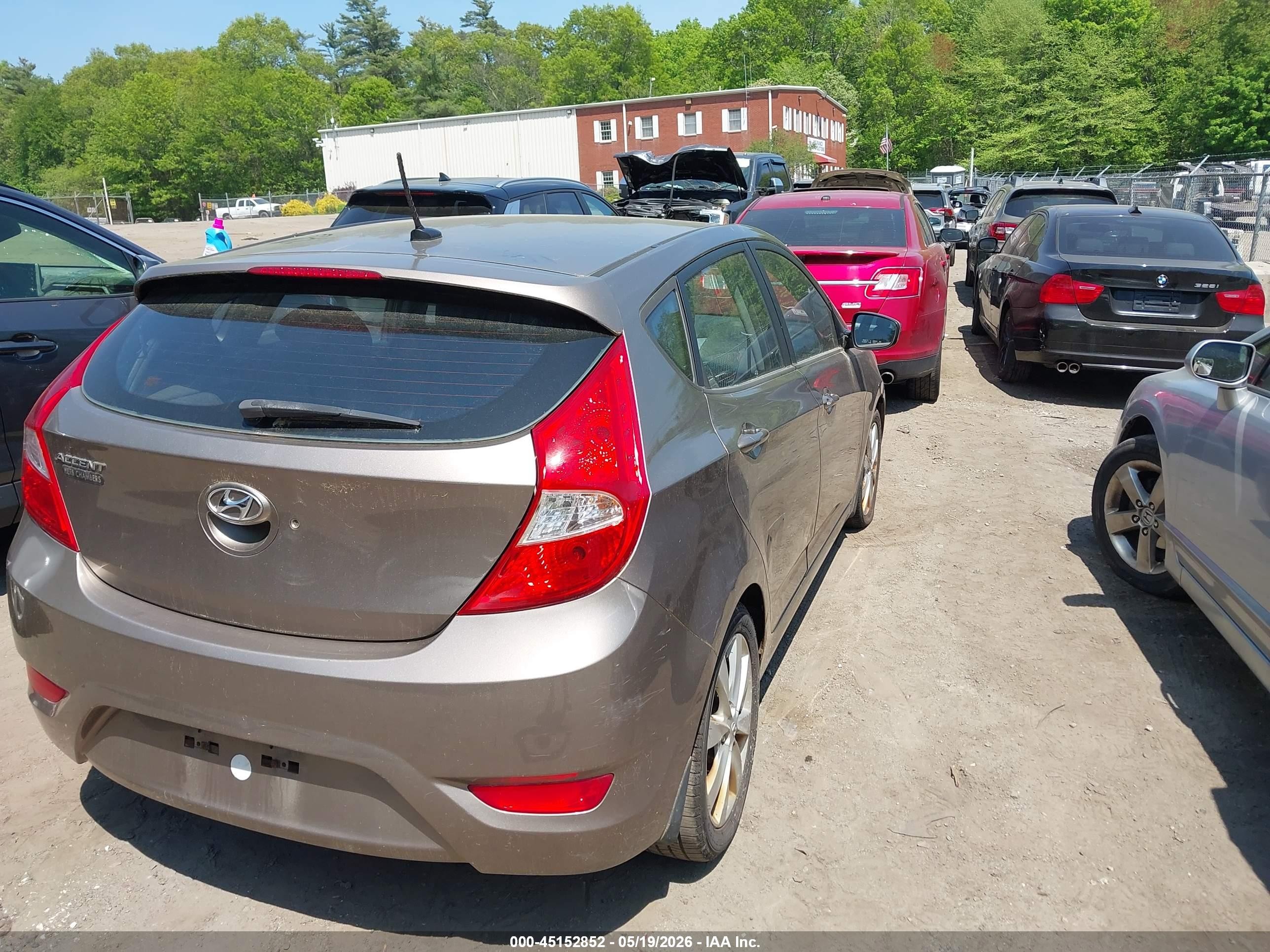 2012 Hyundai Accent Se Brown vin: KMHCU5AE9CU012522