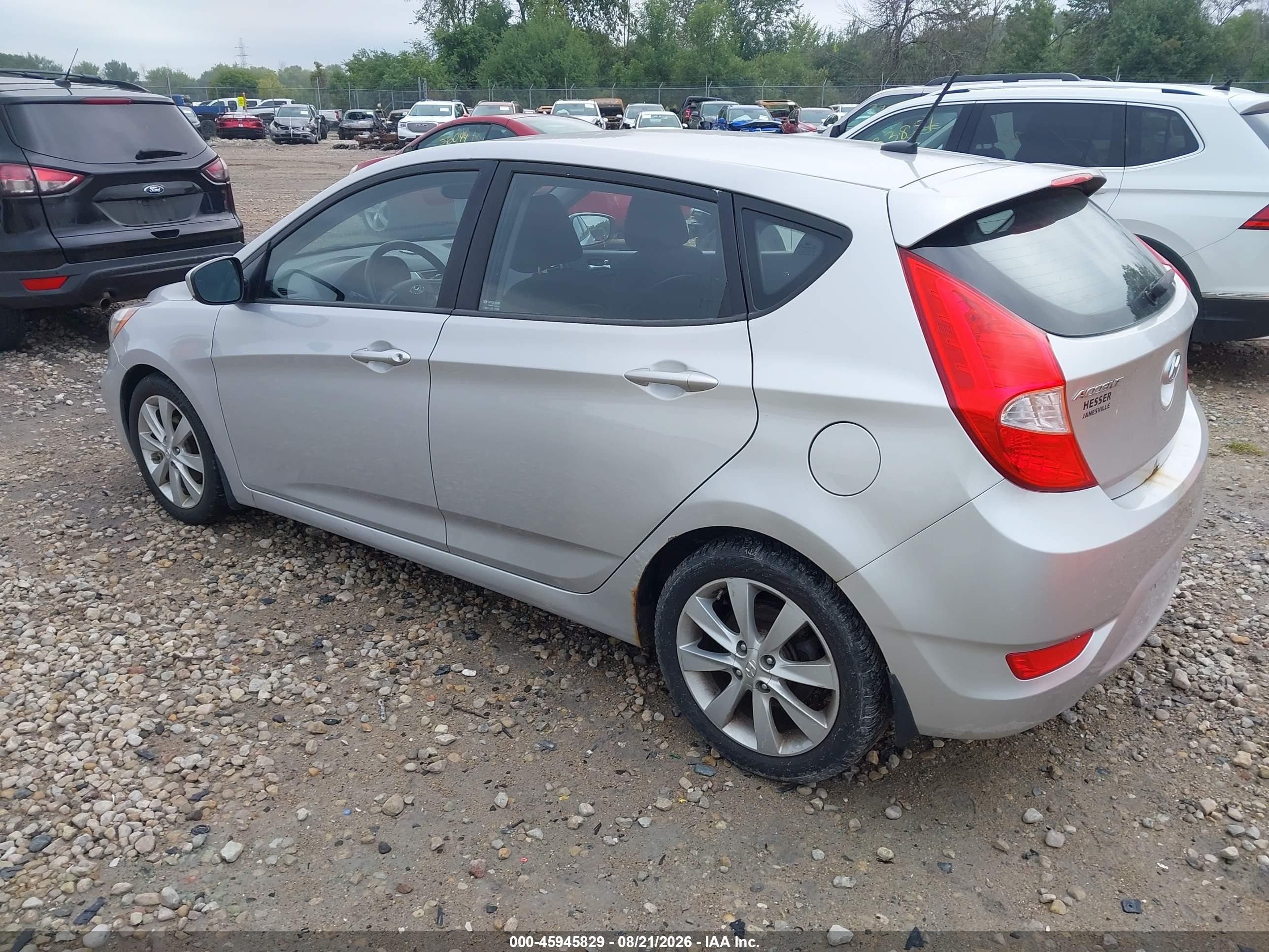 2012 Hyundai Accent Se Silver vin: KMHCU5AE9CU029708