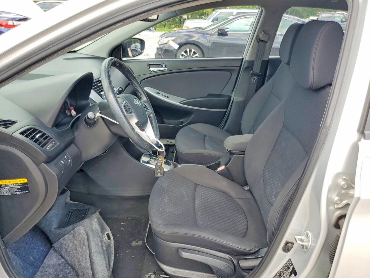 2013 Hyundai Accent Se Silver vin: KMHCU5AE9DU068879