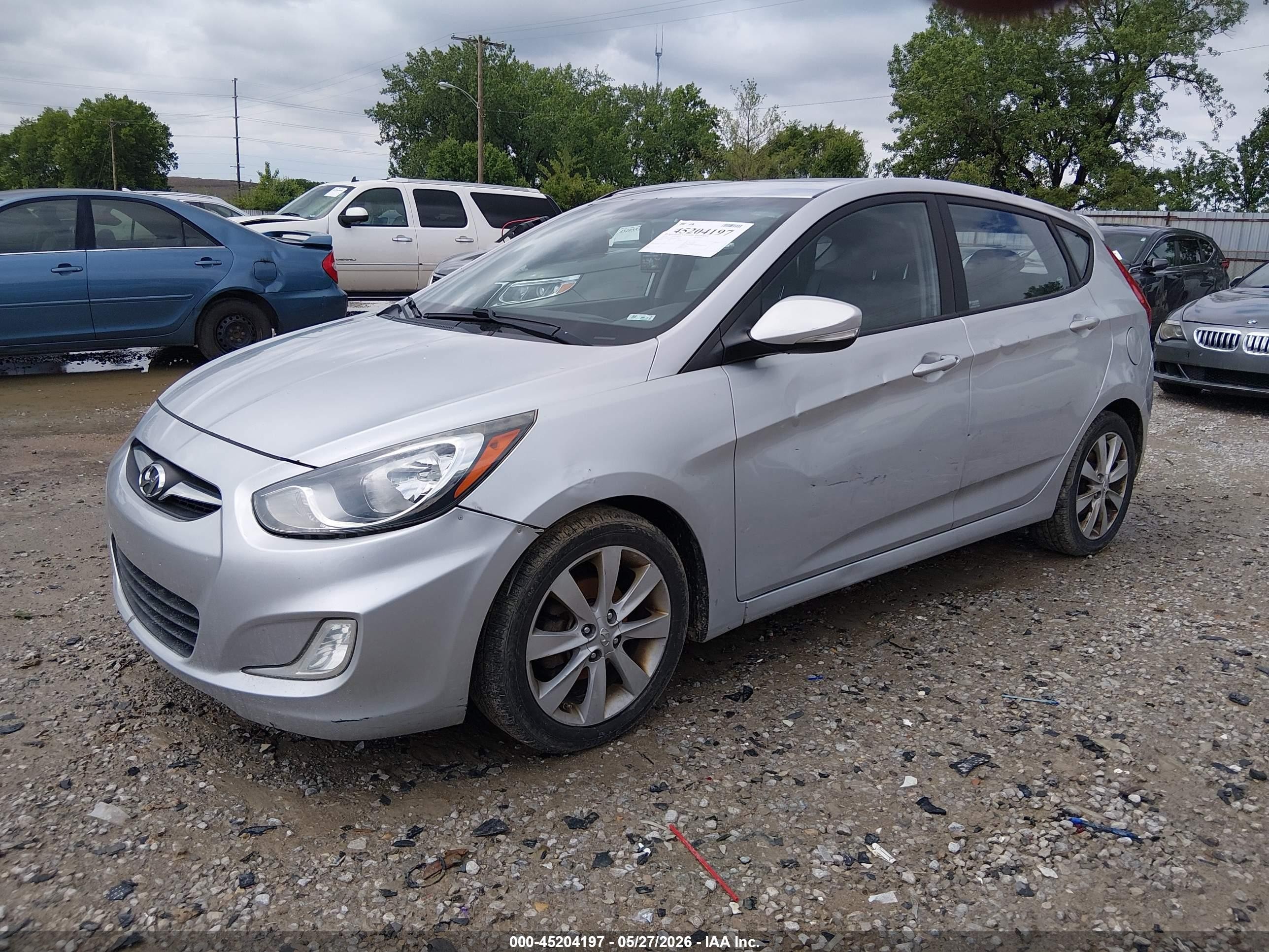 2013 Hyundai Accent Se Silver vin: KMHCU5AE9DU071815