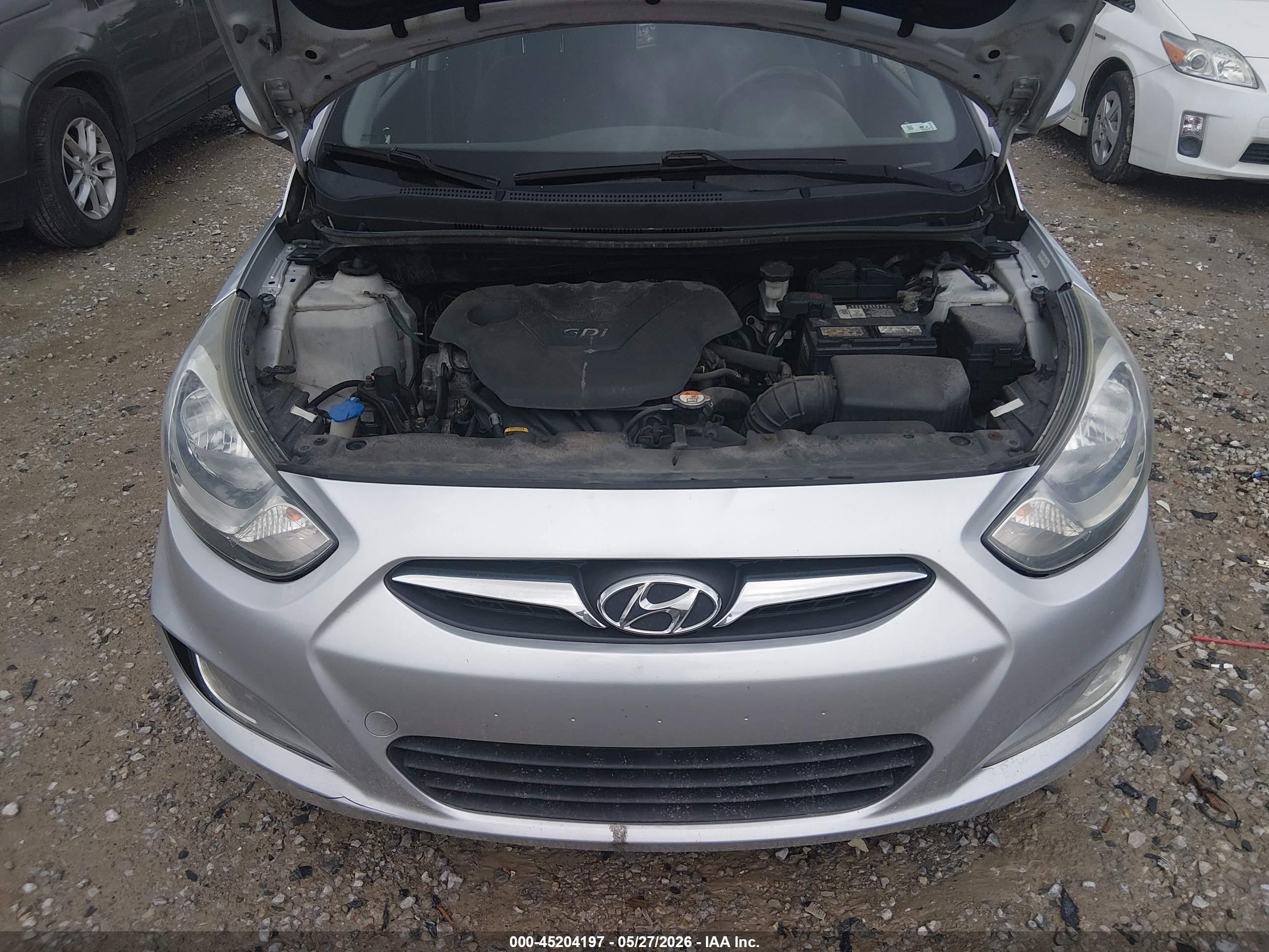 2013 Hyundai Accent Se Silver vin: KMHCU5AE9DU071815