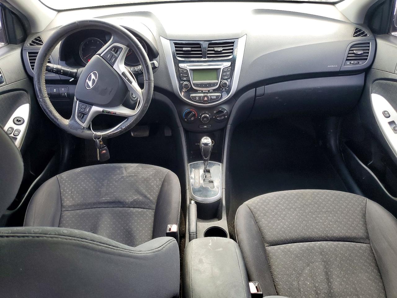2013 Hyundai Accent Se Blue vin: KMHCU5AE9DU074701