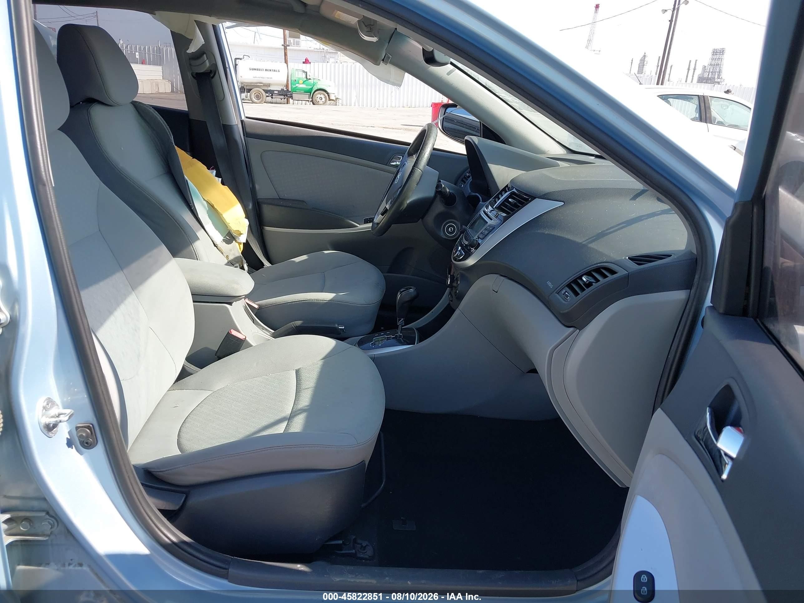 2013 Hyundai Accent Se Light Blue vin: KMHCU5AE9DU098495