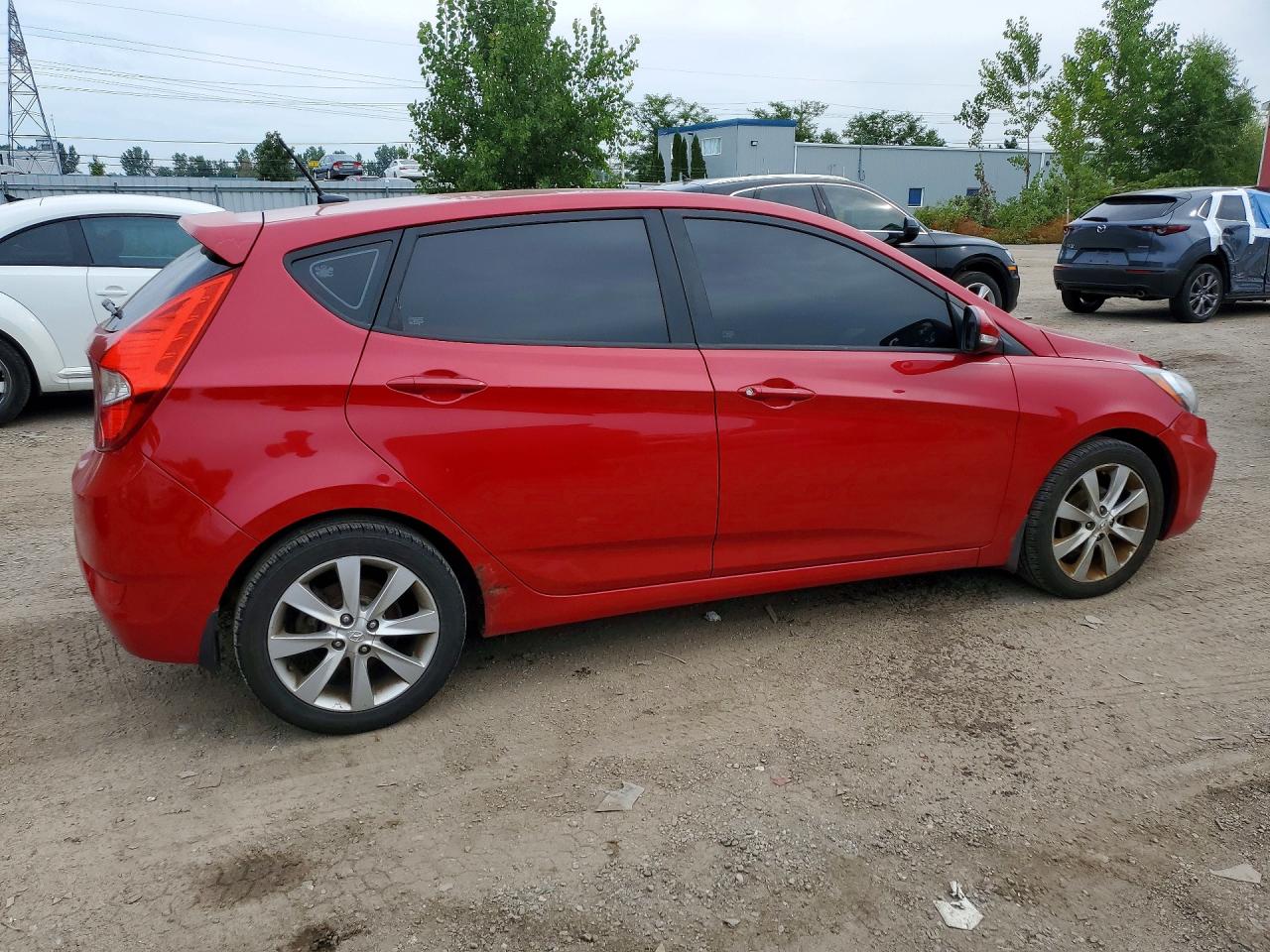 2013 Hyundai Accent Se Red vin: KMHCU5AE9DU105235