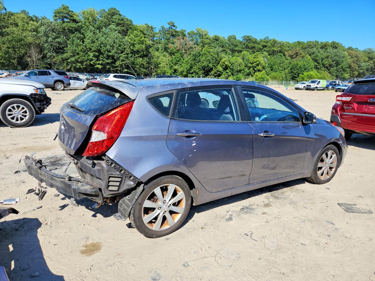 2013 Hyundai Accent Se Серый vin: KMHCU5AE9DU132578