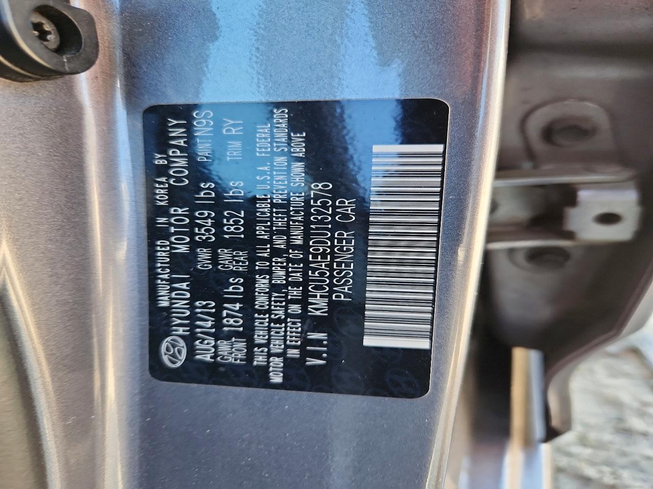 2013 Hyundai Accent Se Серый vin: KMHCU5AE9DU132578