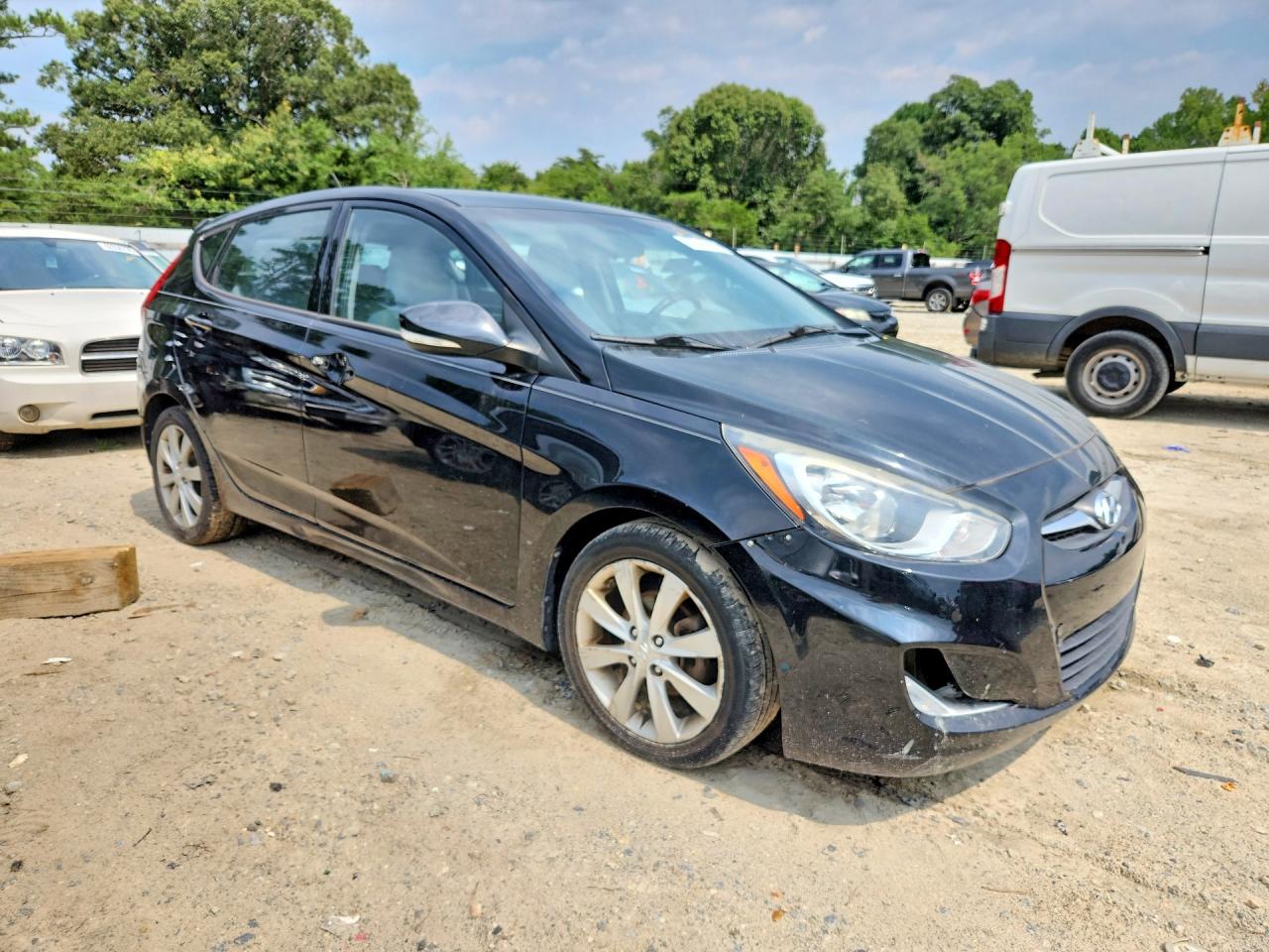 2013 Hyundai Accent Se Black vin: KMHCU5AE9DU133827