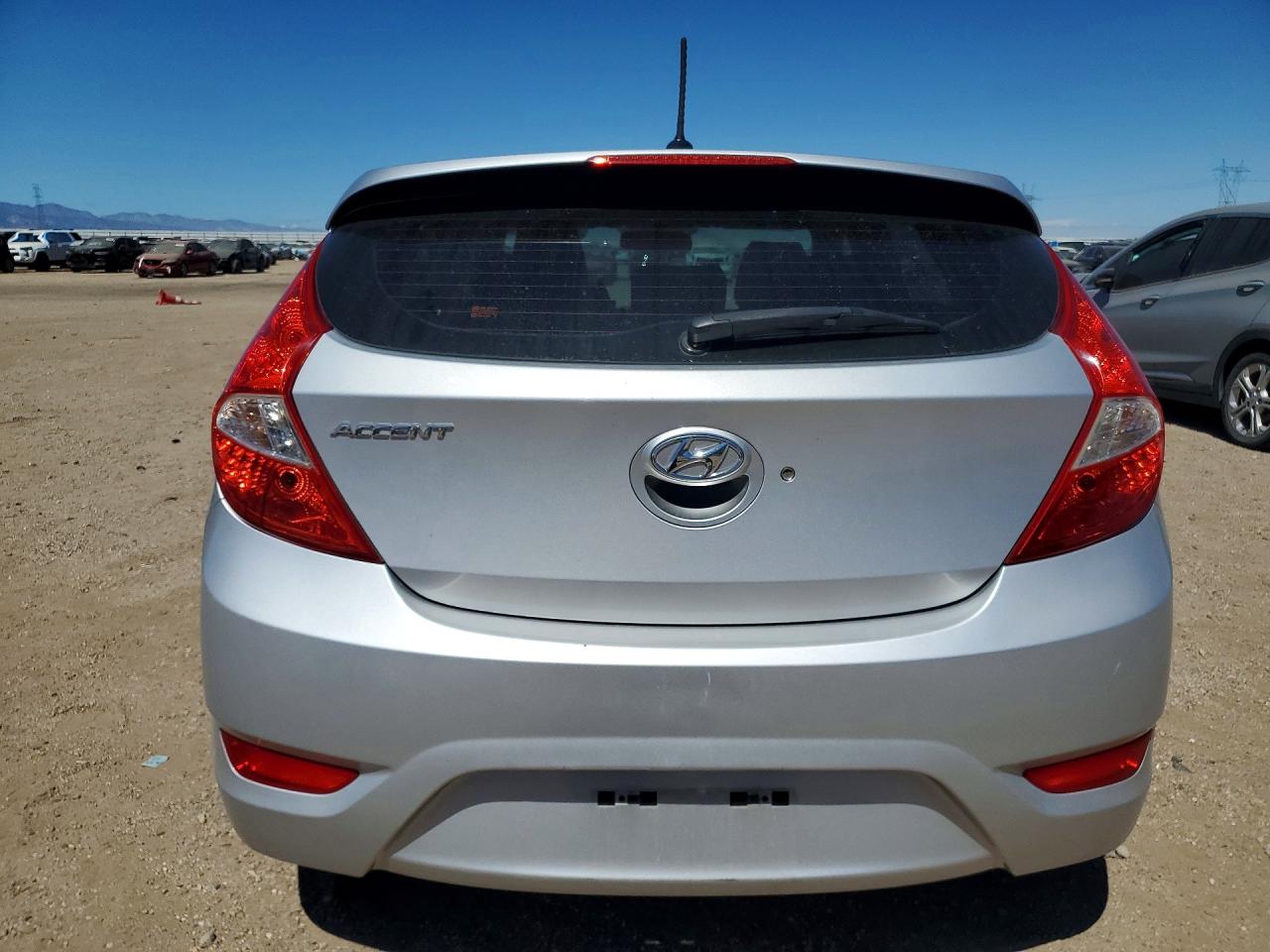 2014 Hyundai Accent Se Silver vin: KMHCU5AE9EU158082