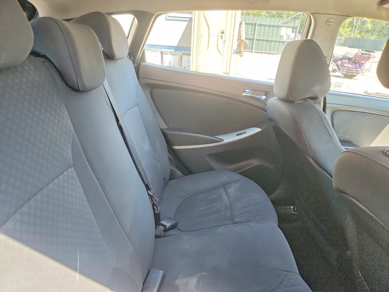 2014 Hyundai Accent Se Black vin: KMHCU5AE9EU175044